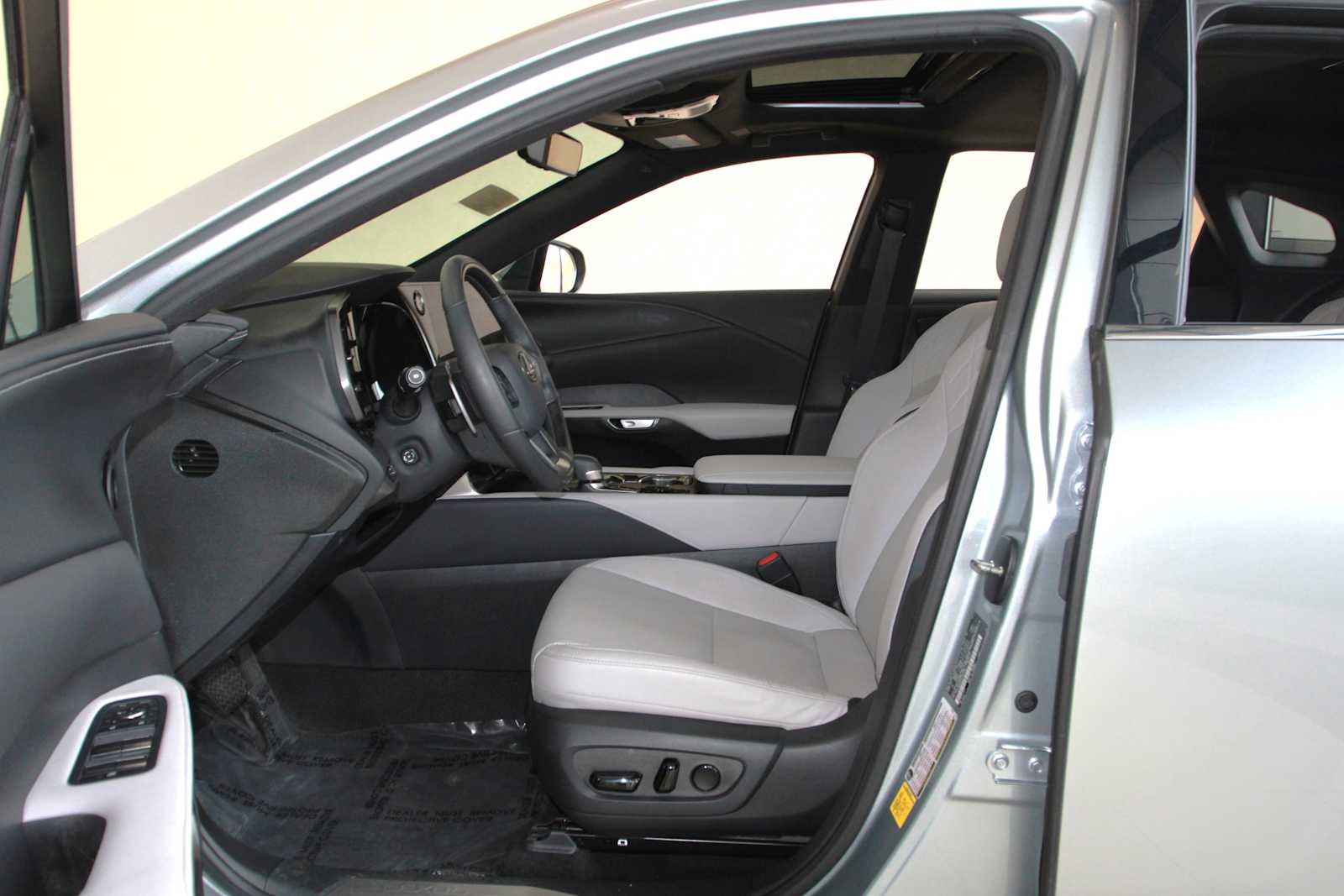 used 2023 Lexus RX 350h car, priced at $45,497