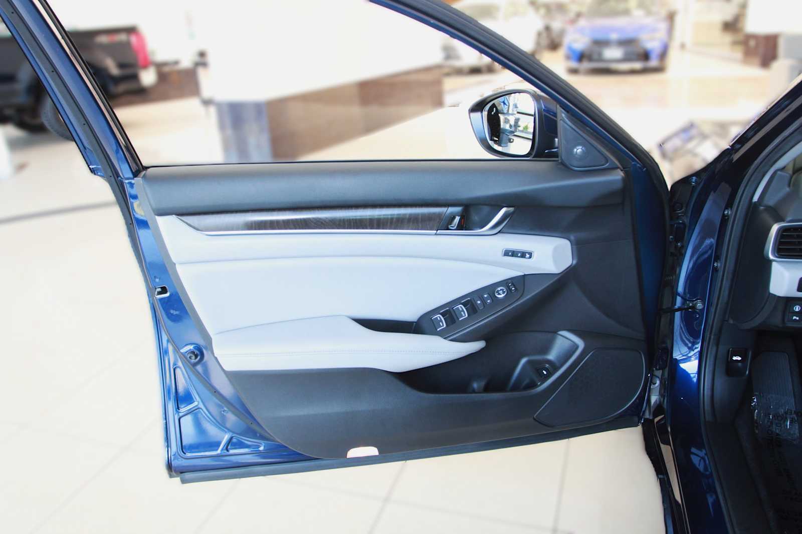 used 2020 Honda Accord car, priced at $27,497