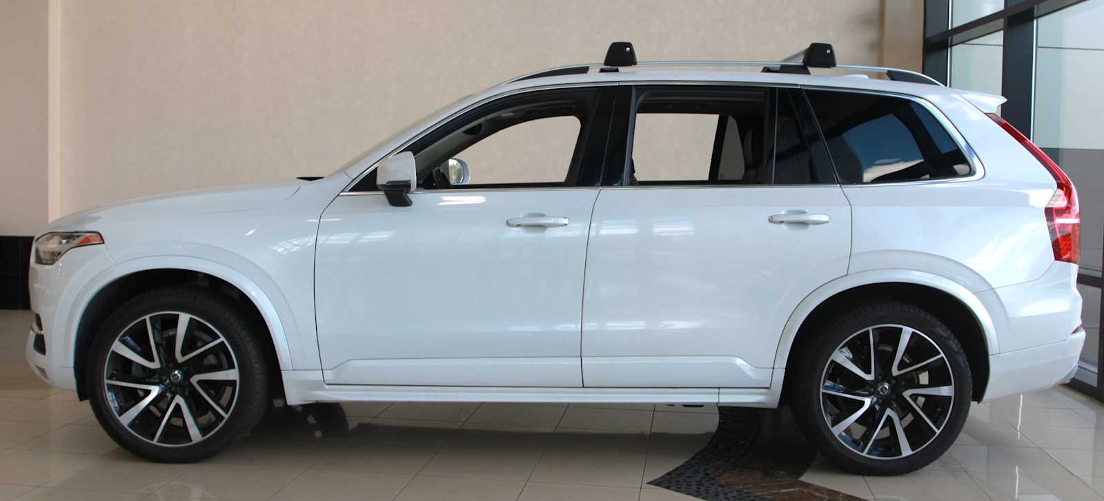 used 2019 Volvo XC90 car, priced at $17,497