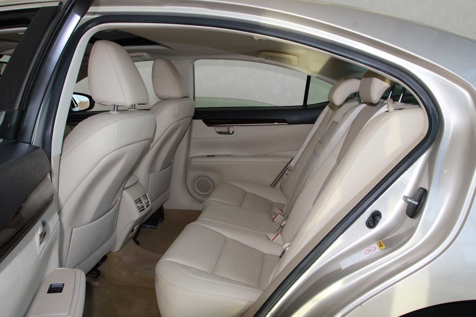 used 2013 Lexus ES 350 car, priced at $16,497