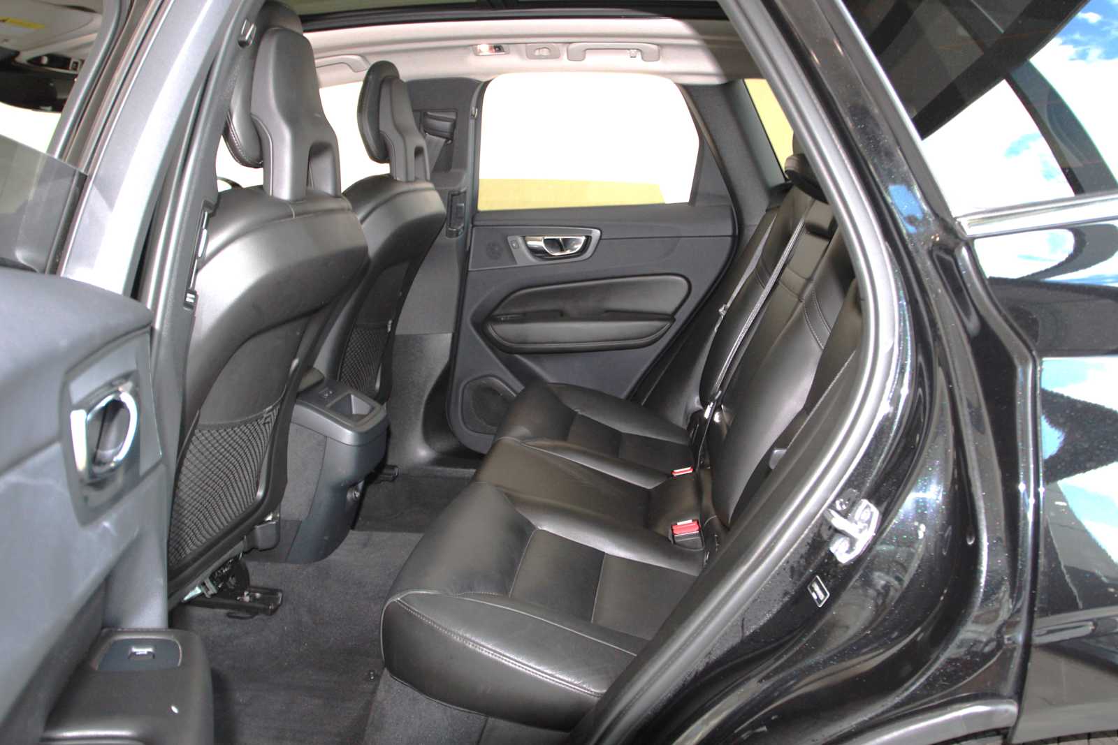 used 2019 Volvo XC60 car, priced at $18,497