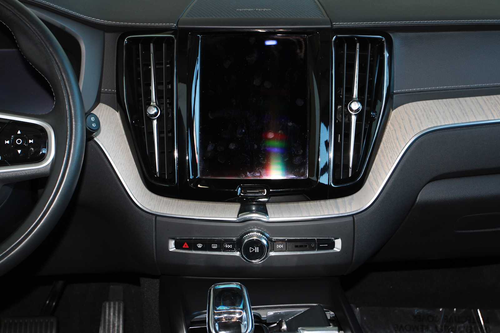 used 2022 Volvo XC60 car, priced at $31,097