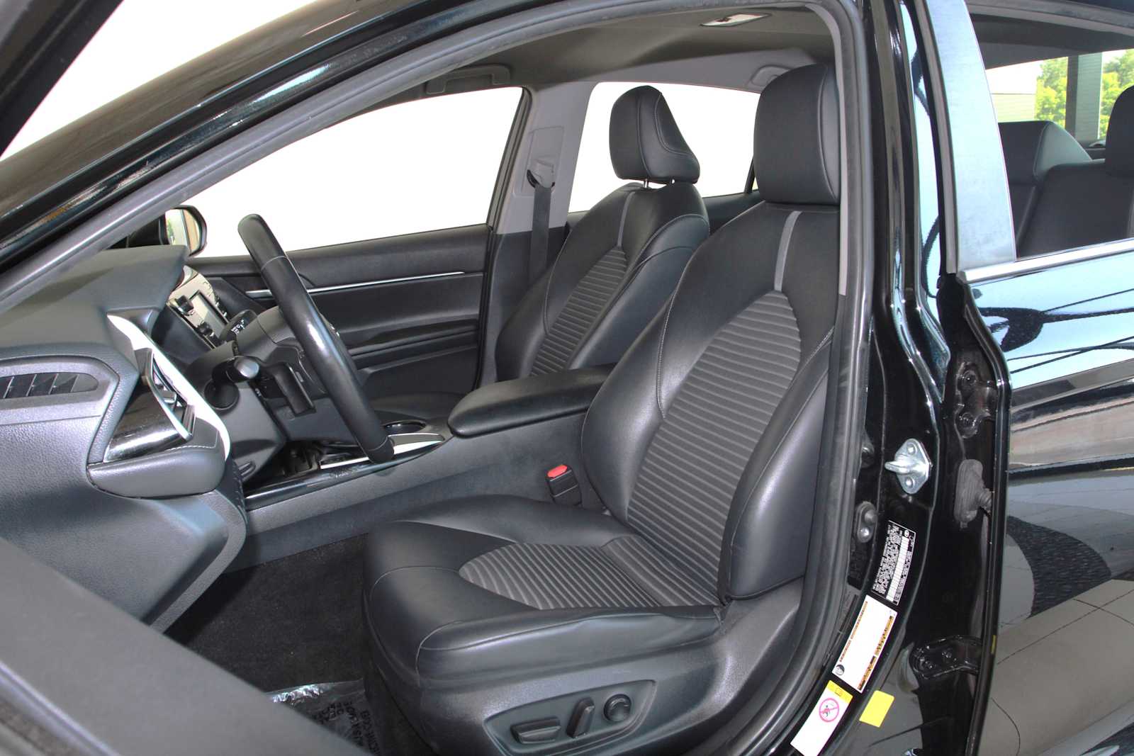 used 2018 Toyota Camry car, priced at $21,497