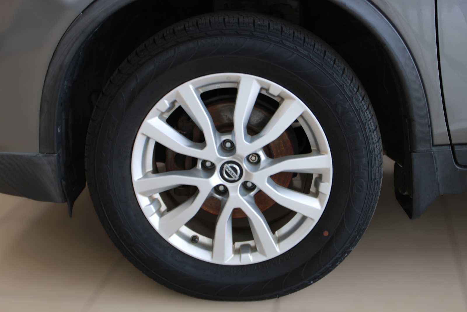 used 2018 Nissan Rogue car, priced at $14,697