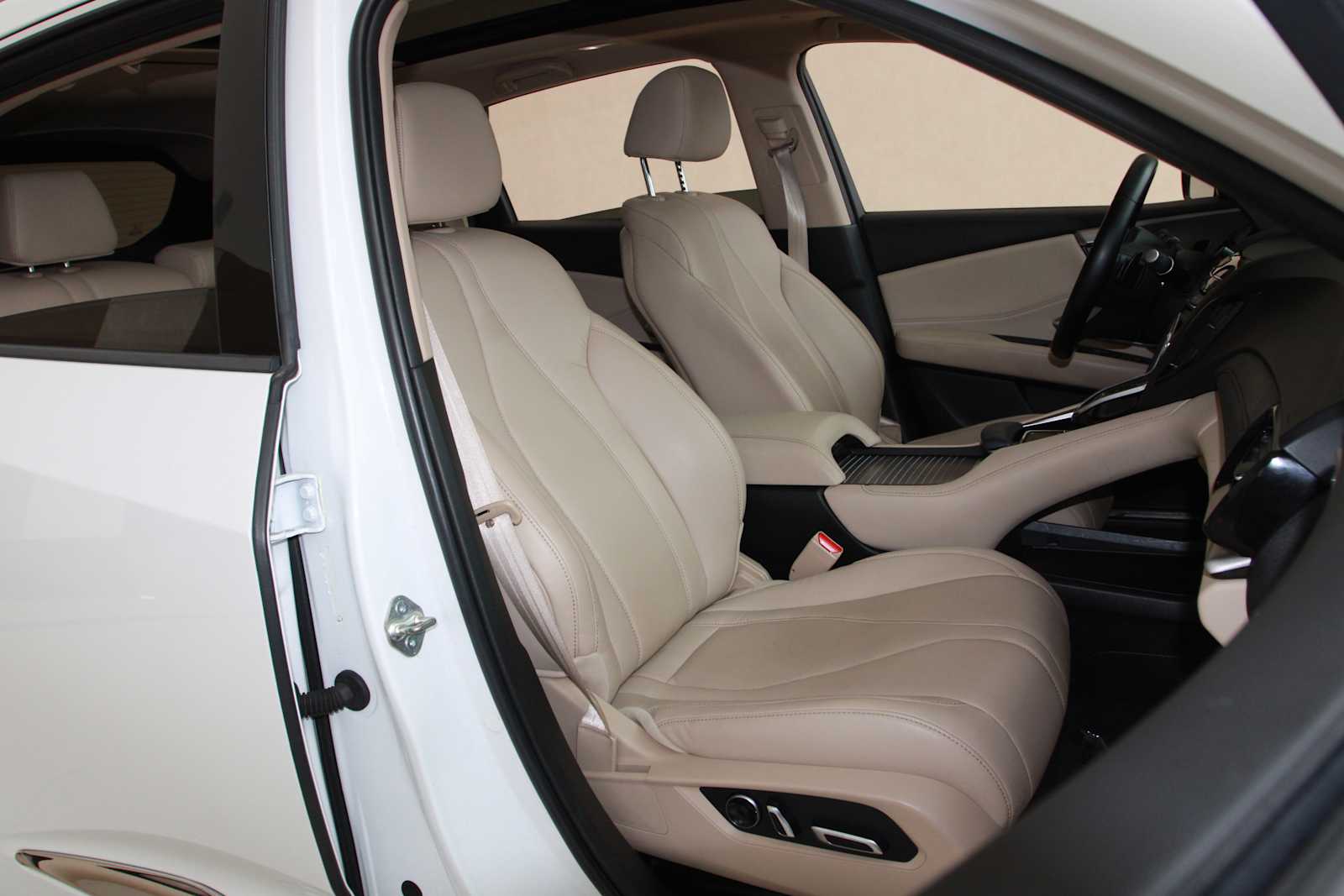 used 2021 Acura RDX car, priced at $27,497