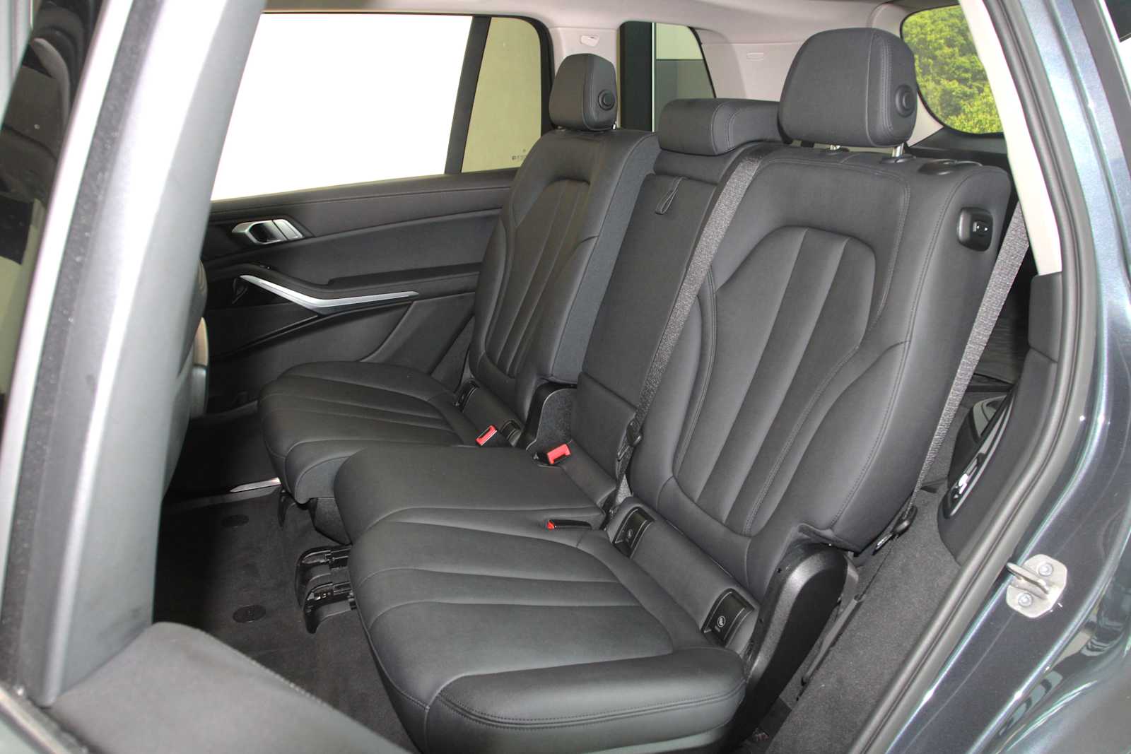 used 2021 BMW X7 car, priced at $43,497