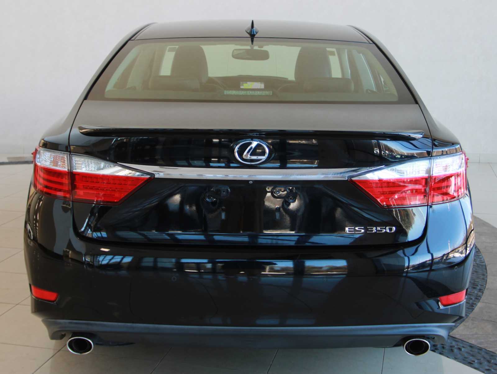 used 2015 Lexus ES 350 car, priced at $17,497