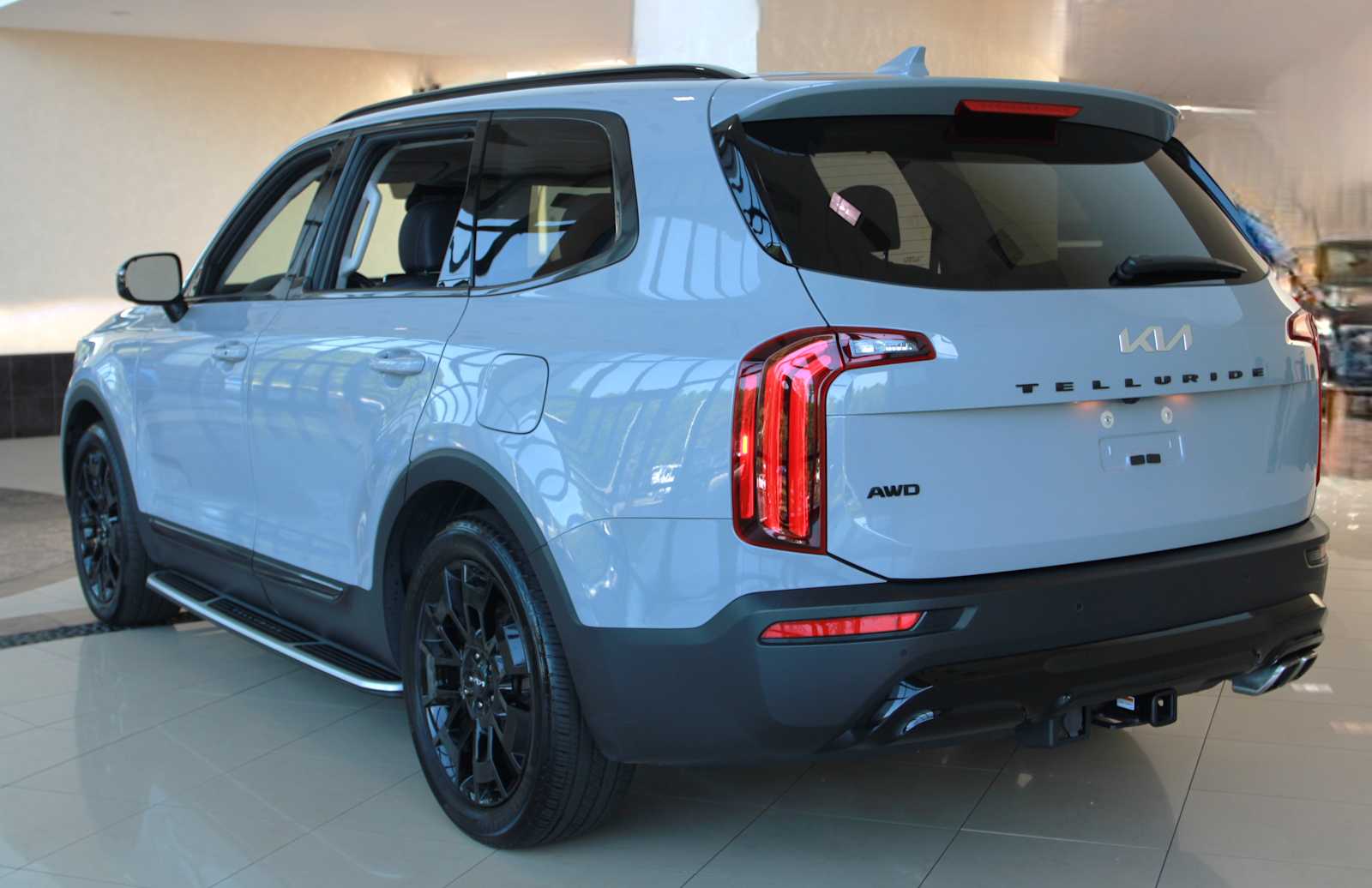 2022 Kia Telluride SX photo 3