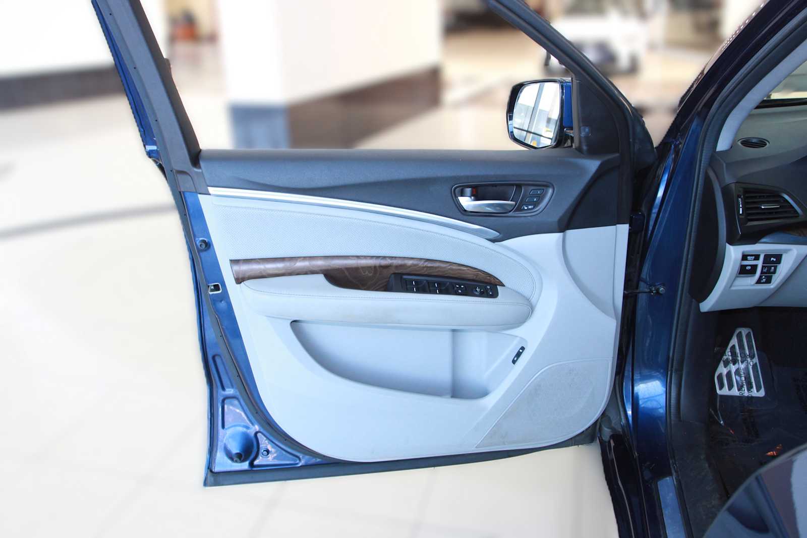 used 2019 Acura MDX Hybrid car, priced at $21,797