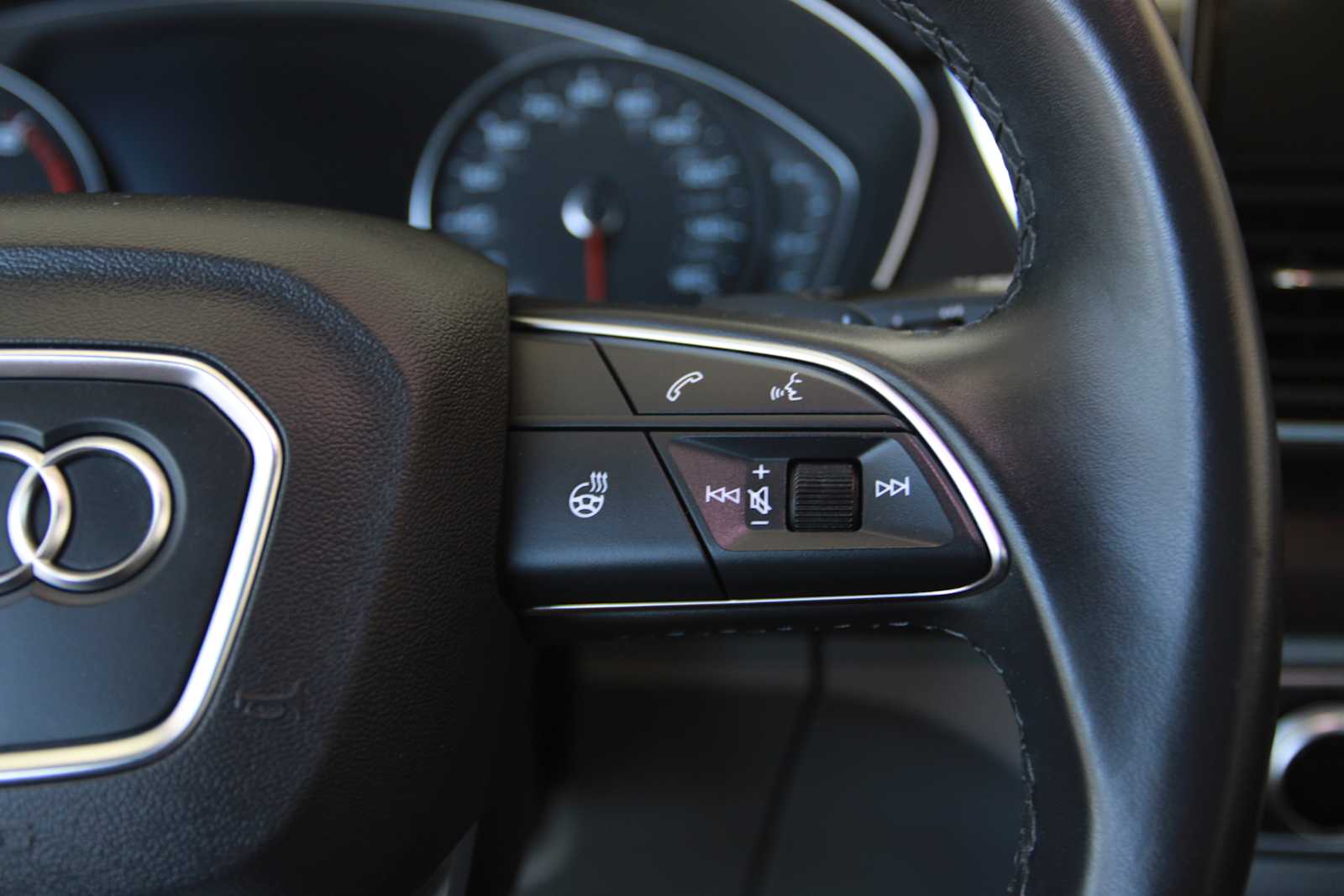 used 2022 Audi Q5 car, priced at $26,497