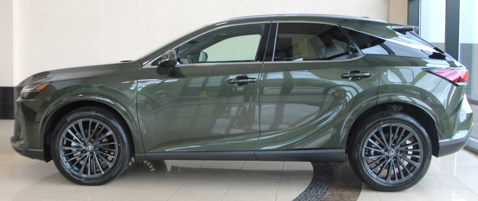new 2026 Lexus RX 450h Plus car, priced at $70,323