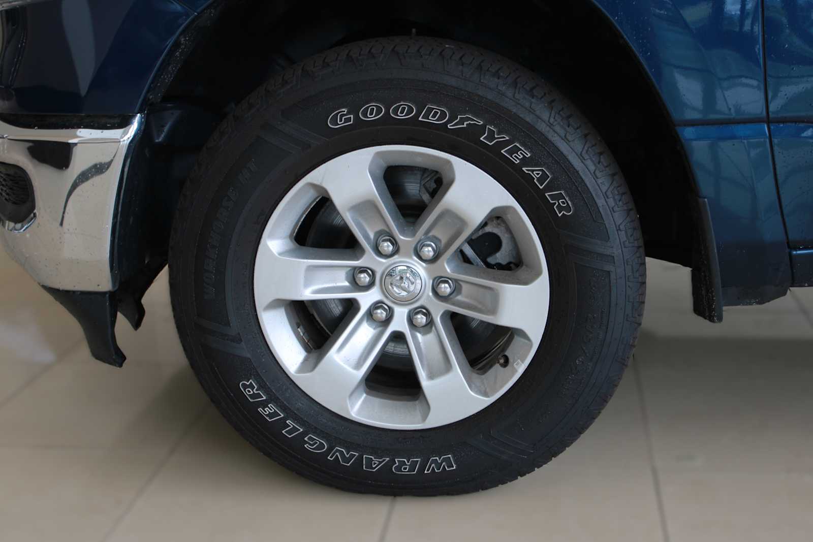 2024 RAM Ram 1500 Pickup Laramie - Photo 8