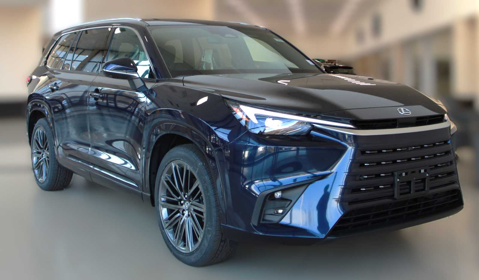 2026 Lexus TX Luxury's photo