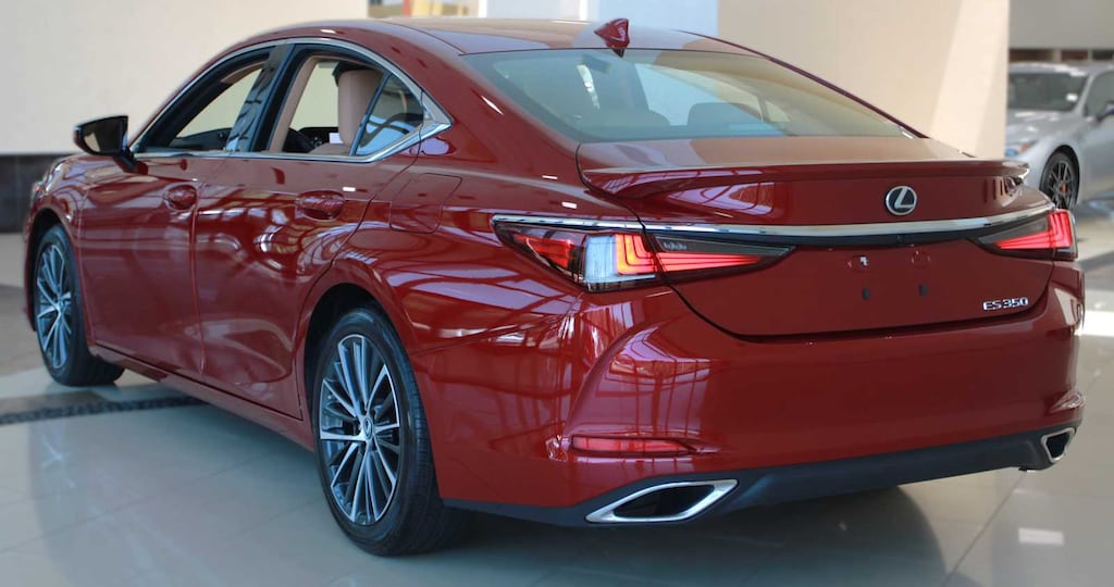 Certified 2023 Lexus ES 350 4-Door Sedan