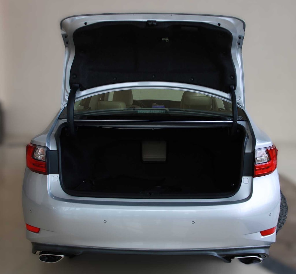 Used 2016 Lexus ES 350 4-Door Sedan