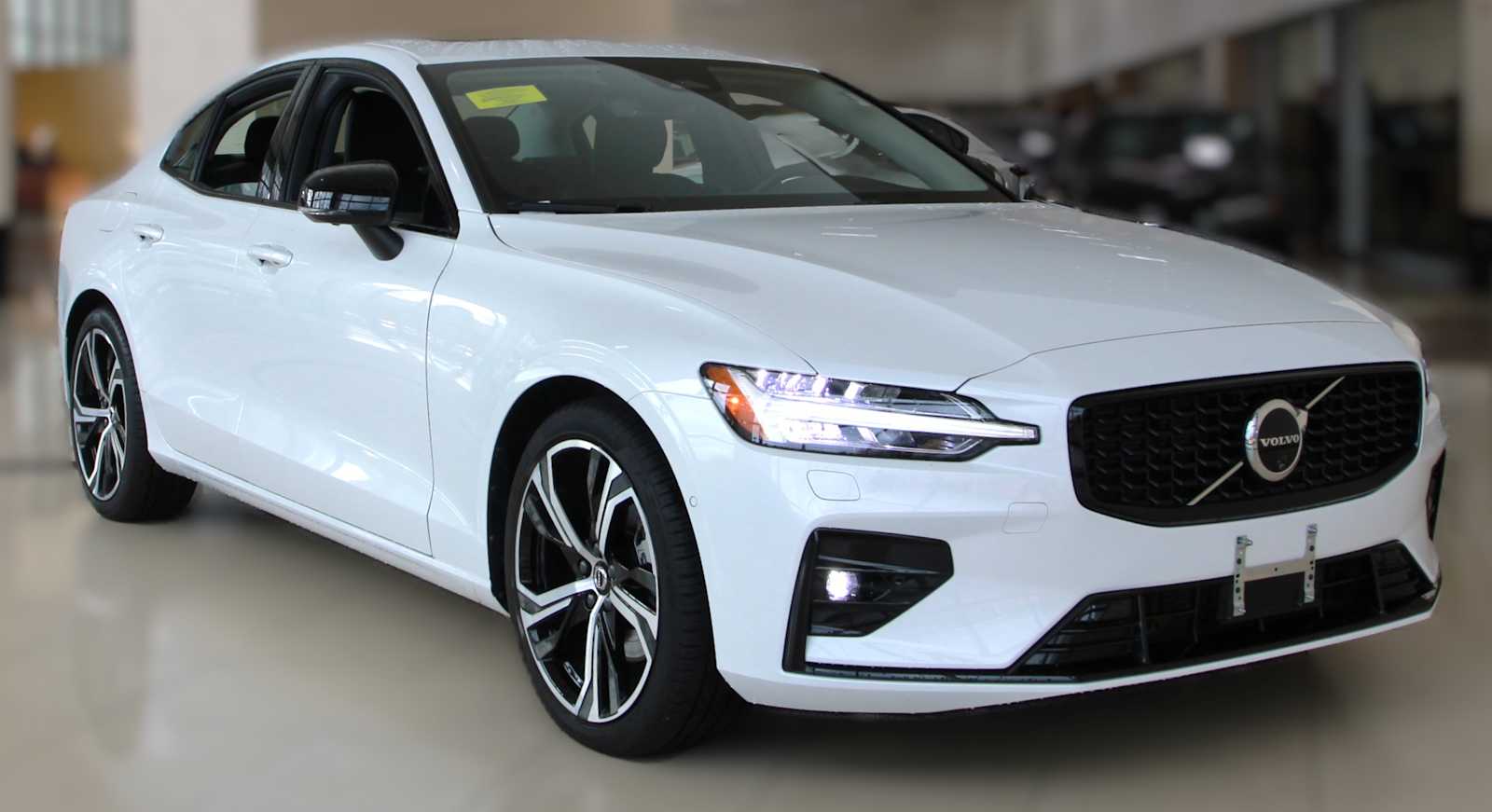 2024 Volvo S60 Sedan 