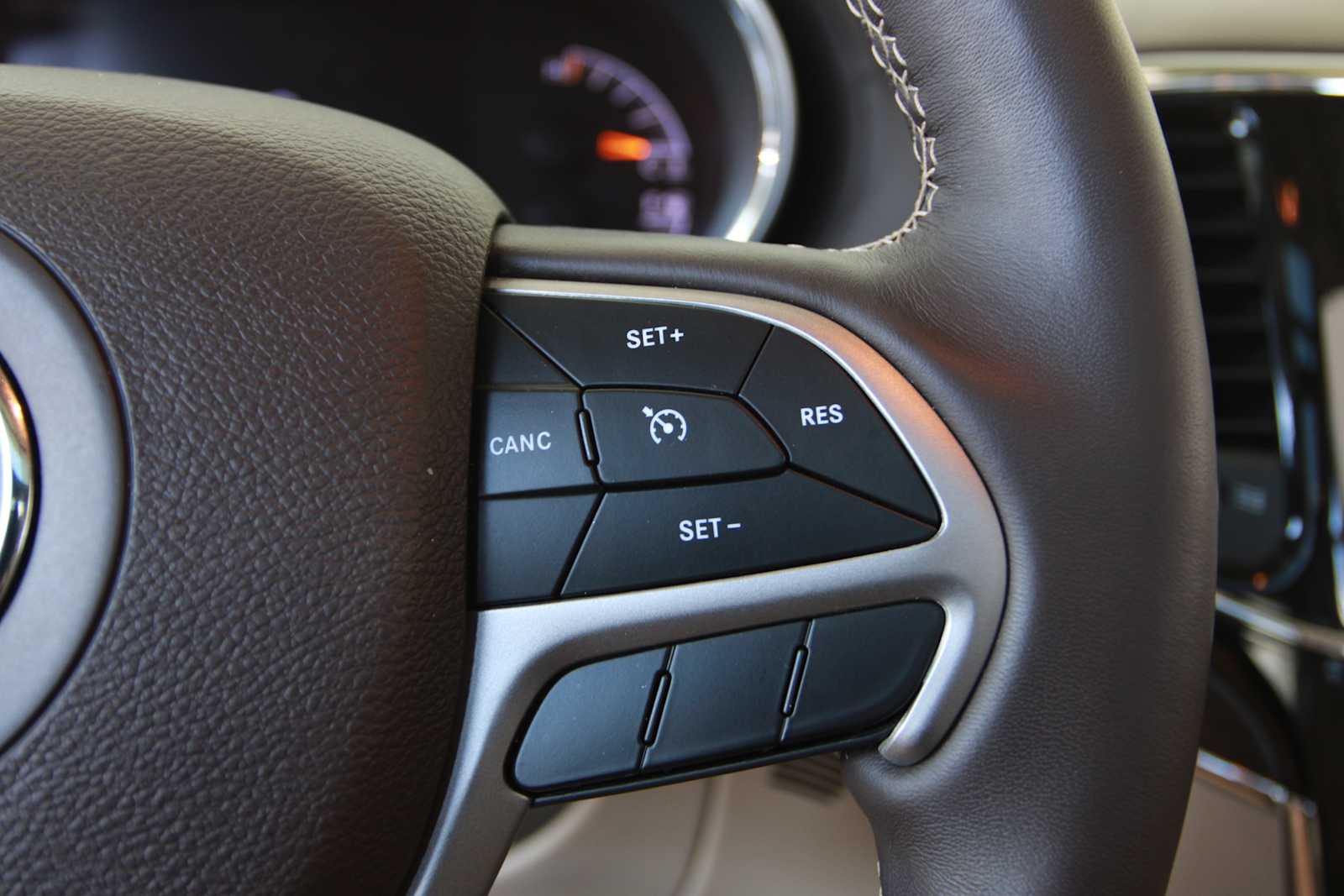 used 2020 Jeep Grand Cherokee car, priced at $18,497