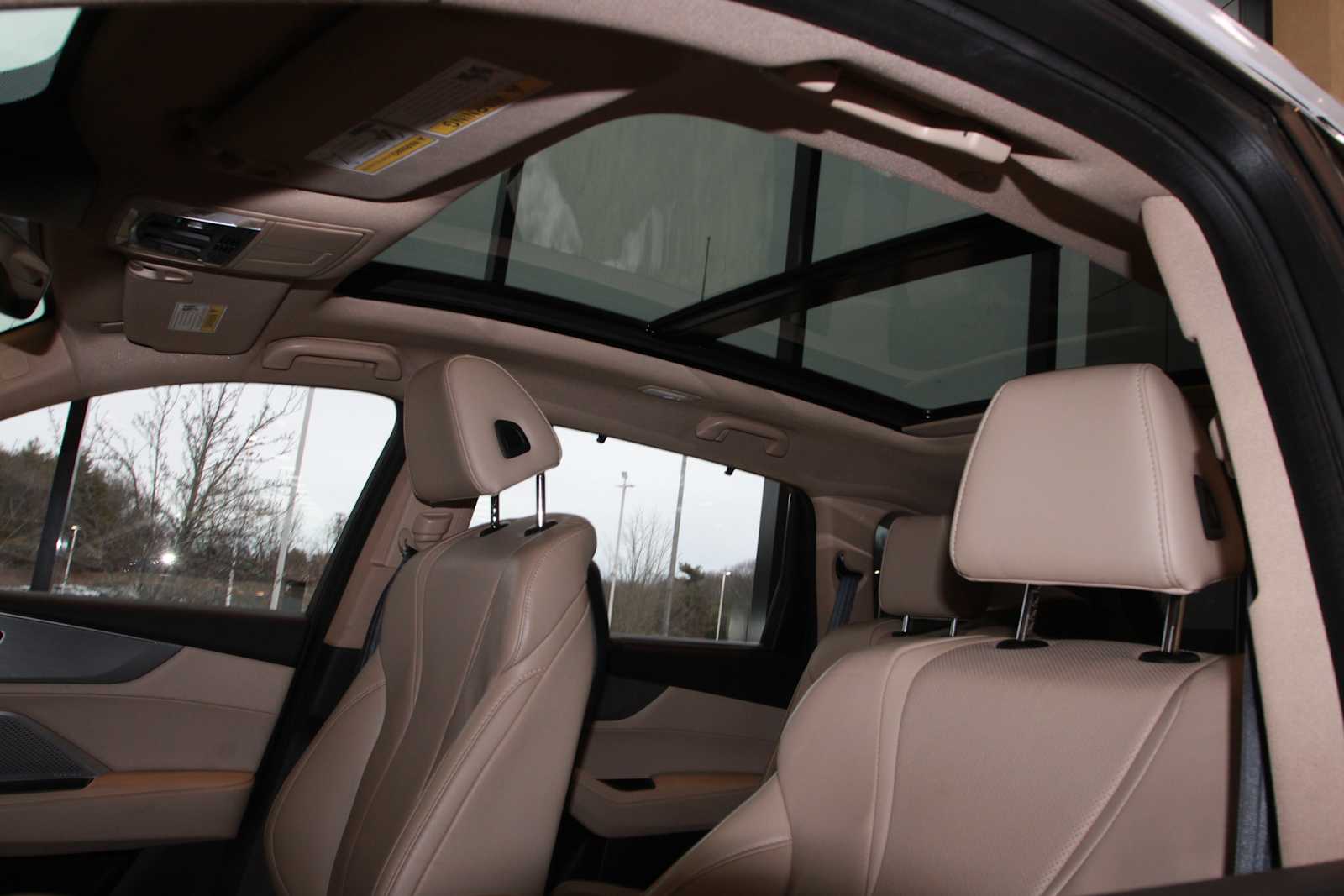 used 2023 Acura MDX car, priced at $37,797