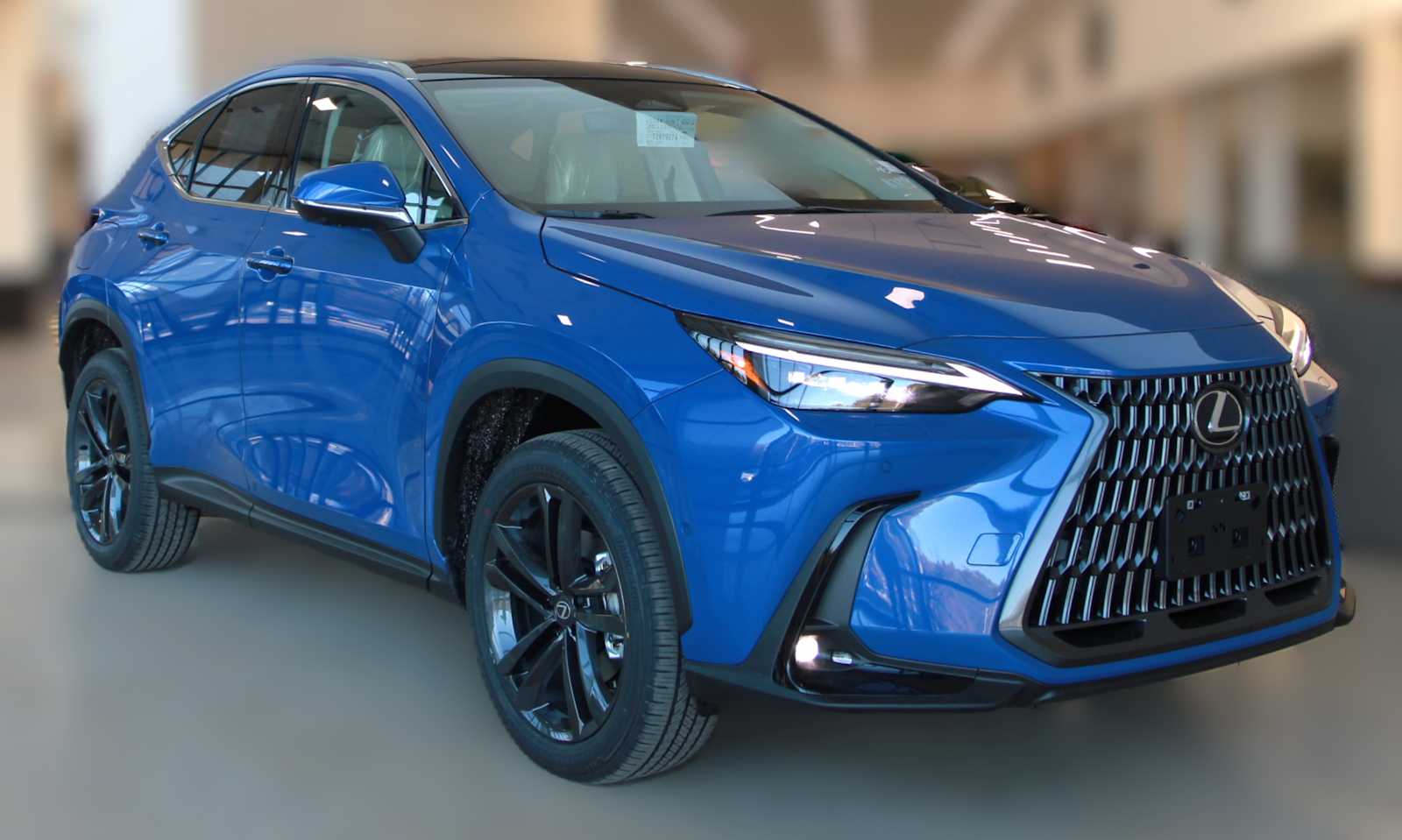 2026 Lexus NX PHEV 450h+'s photo