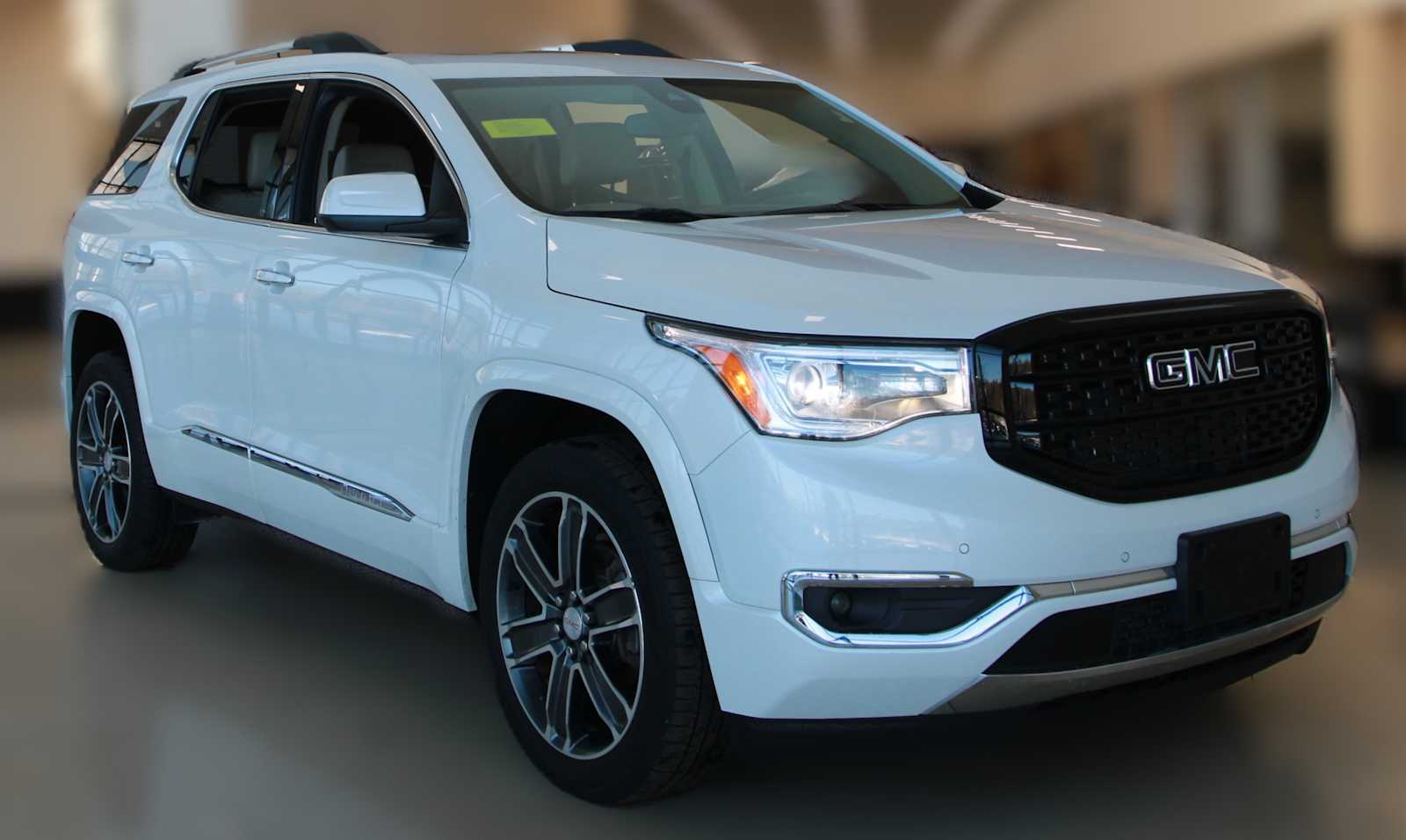 used 2018 GMC Acadia car, priced at $19,897