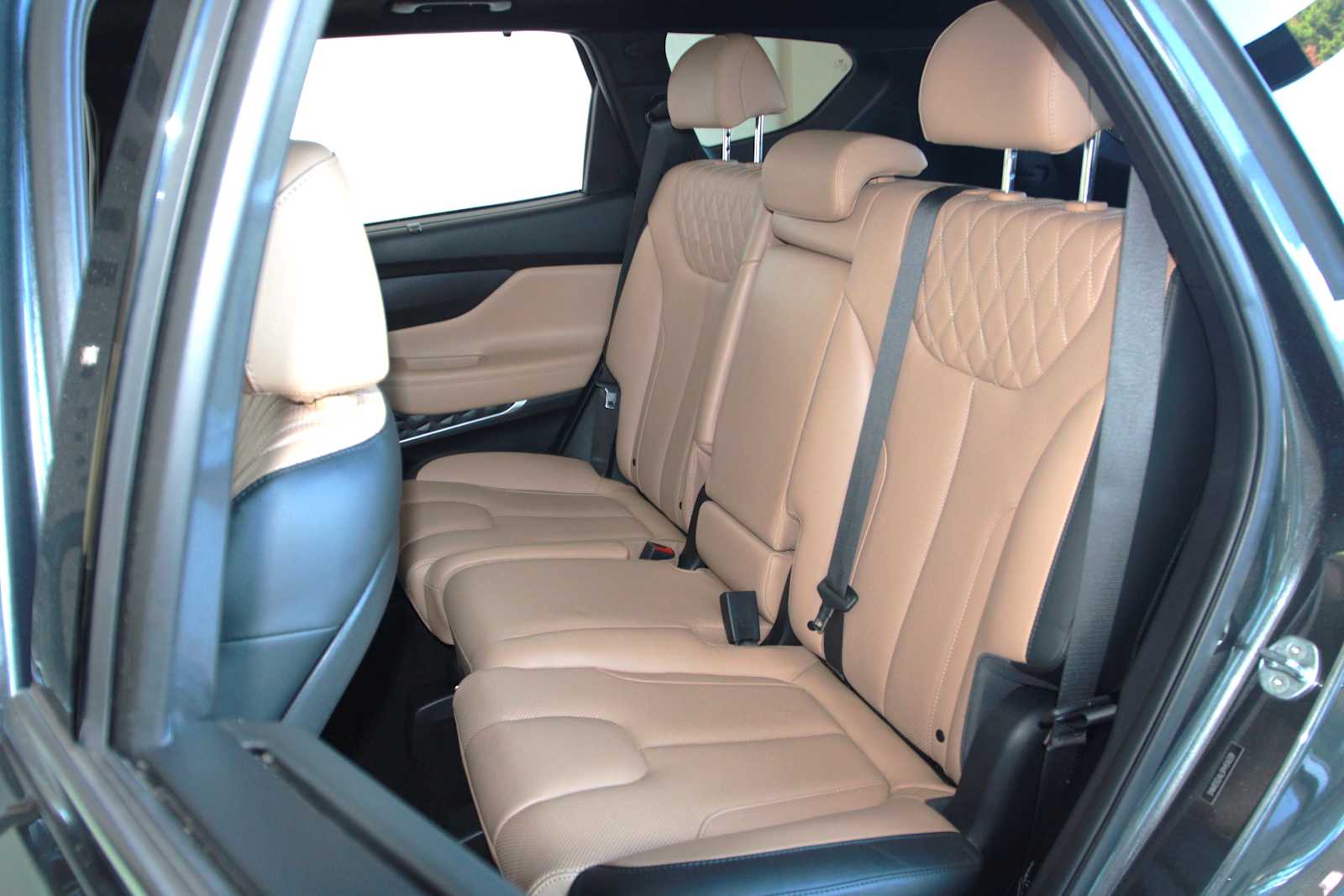 used 2023 Hyundai Santa Fe car, priced at $24,097