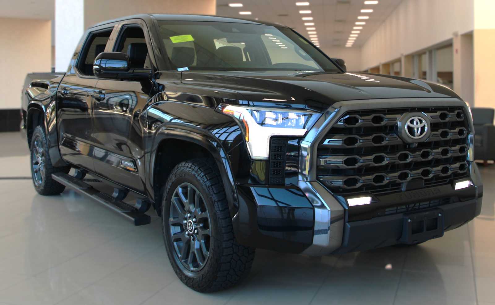 2023 Toyota Tundra Platinum CrewMax Cab 4WD