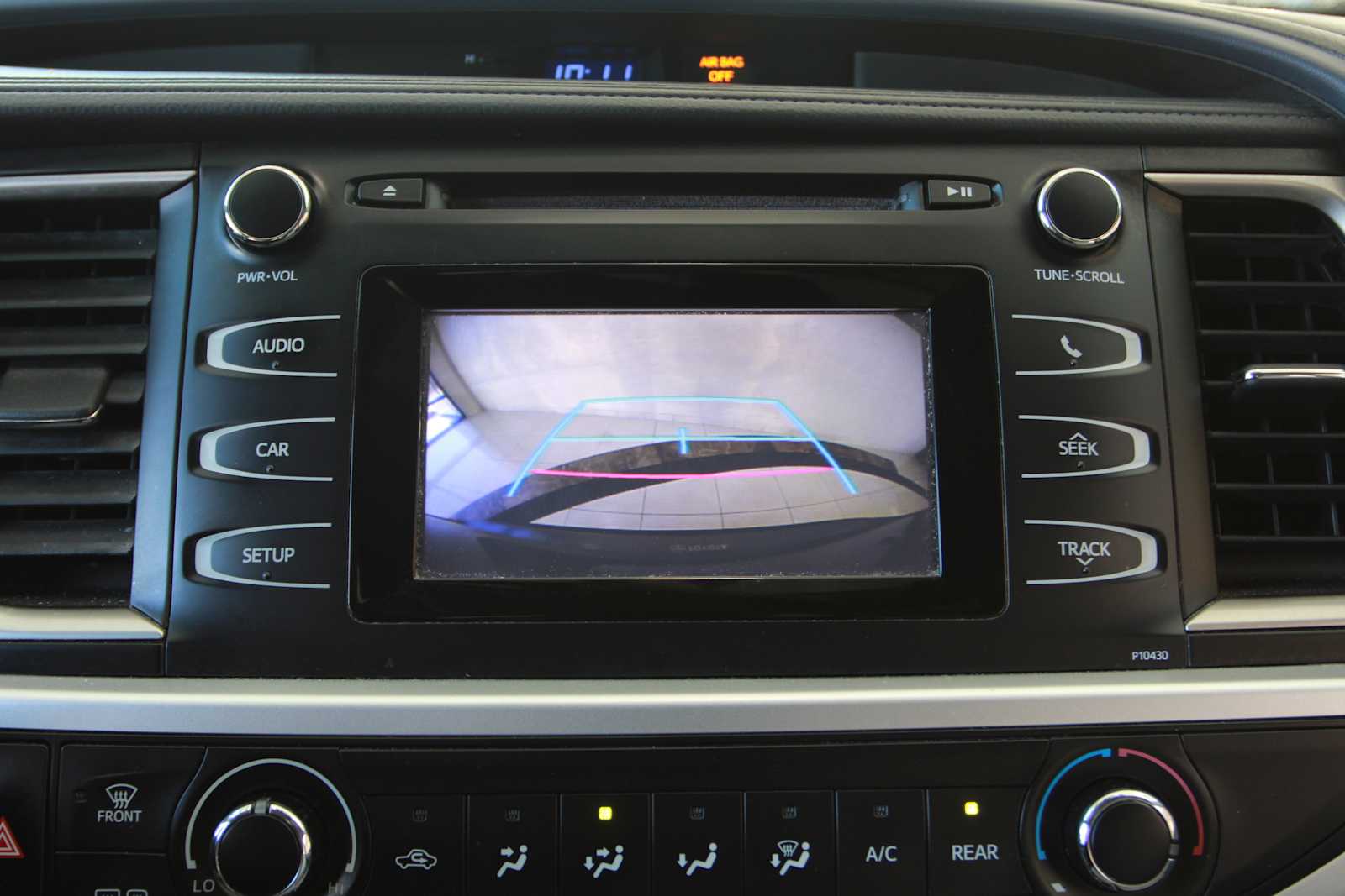 used 2015 Toyota Highlander car, priced at $18,197