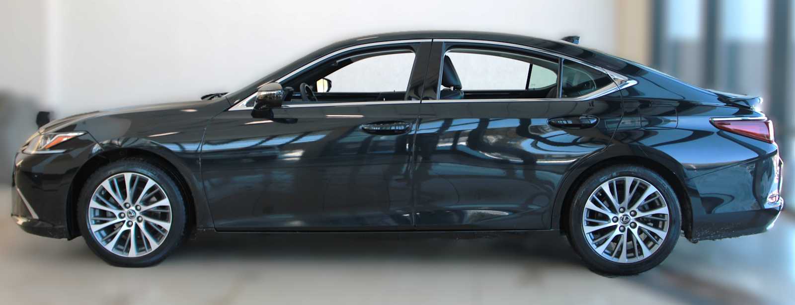 used 2021 Lexus ES 350 car, priced at $35,497