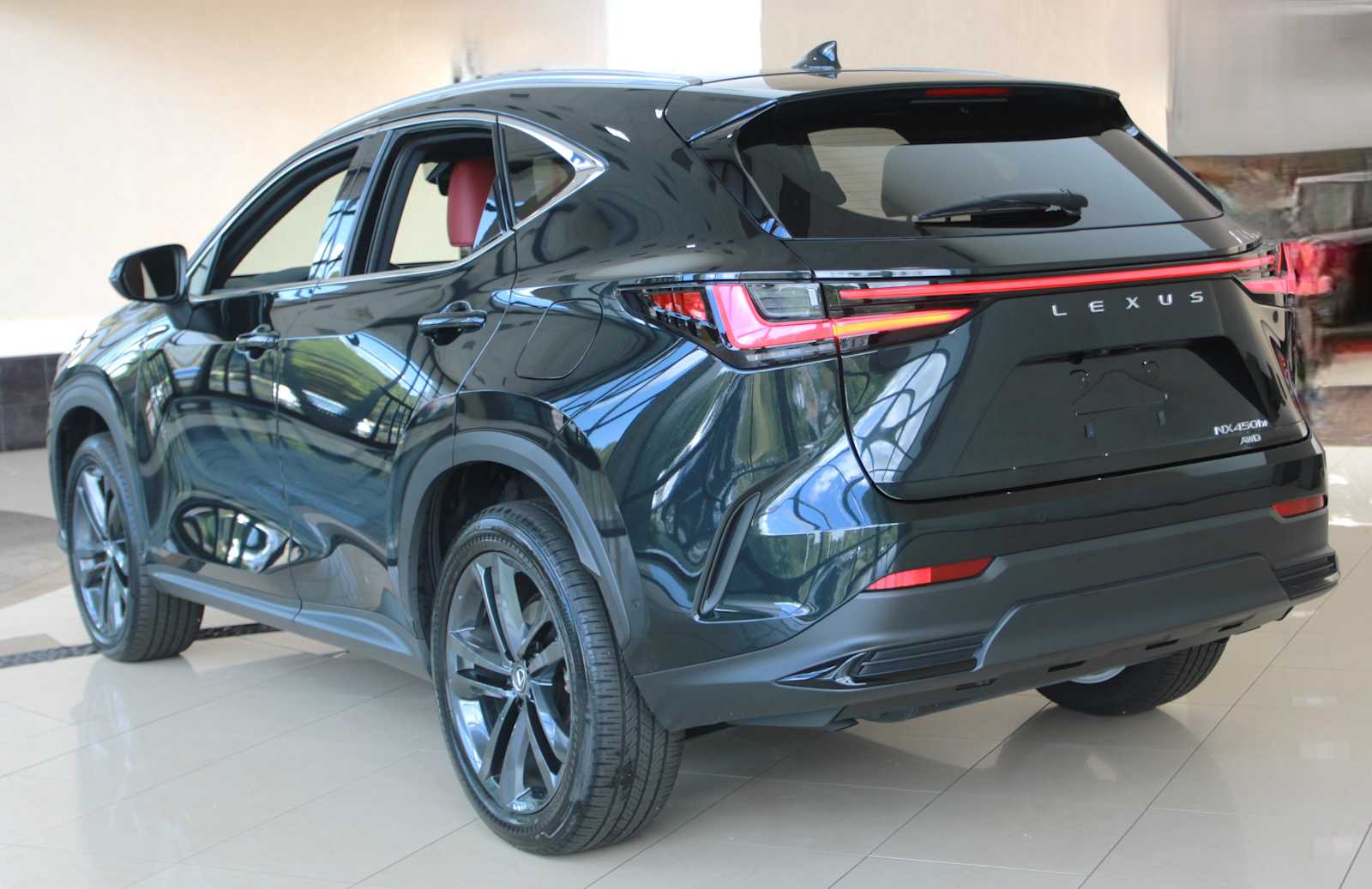 2025 Lexus NX 450h+ Luxury photo 3