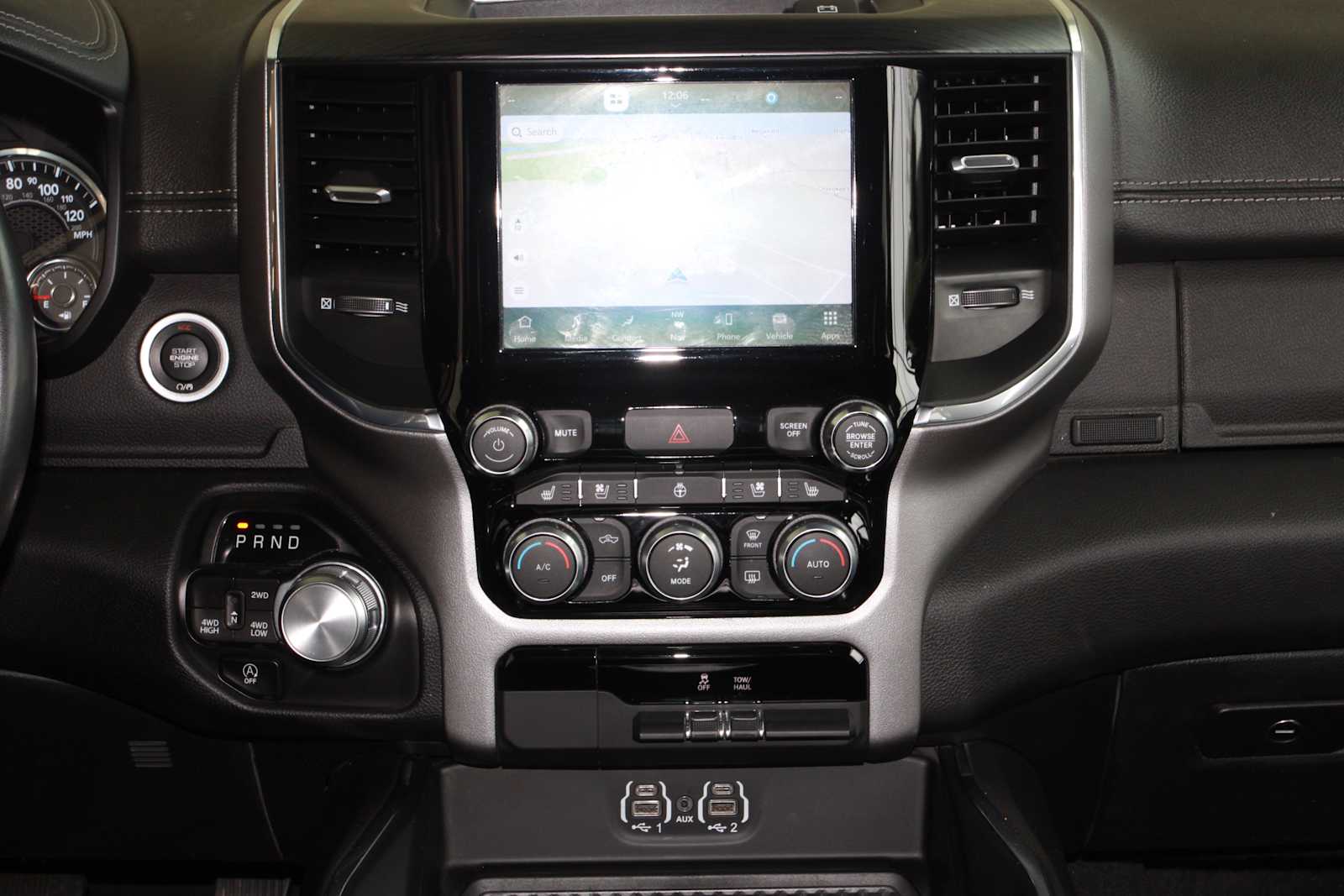 2024 RAM Ram 1500 Pickup Laramie - Photo 32