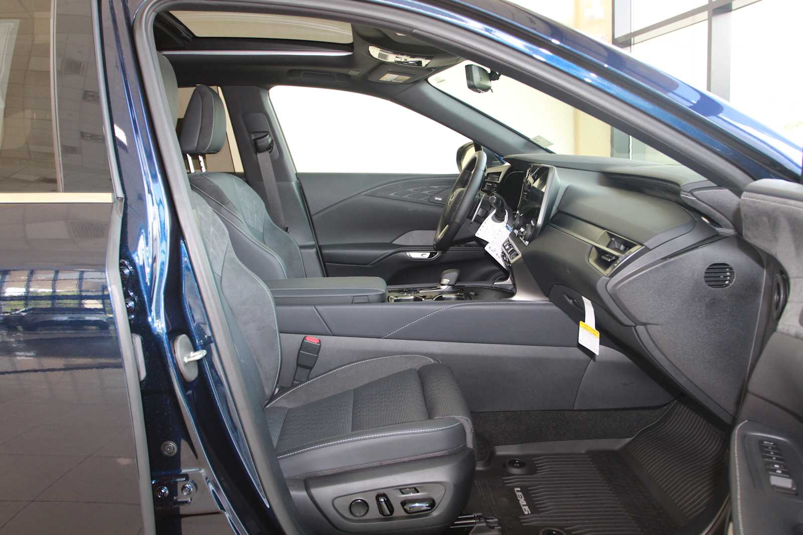 new 2026 Lexus RX 450h Plus car, priced at $78,450