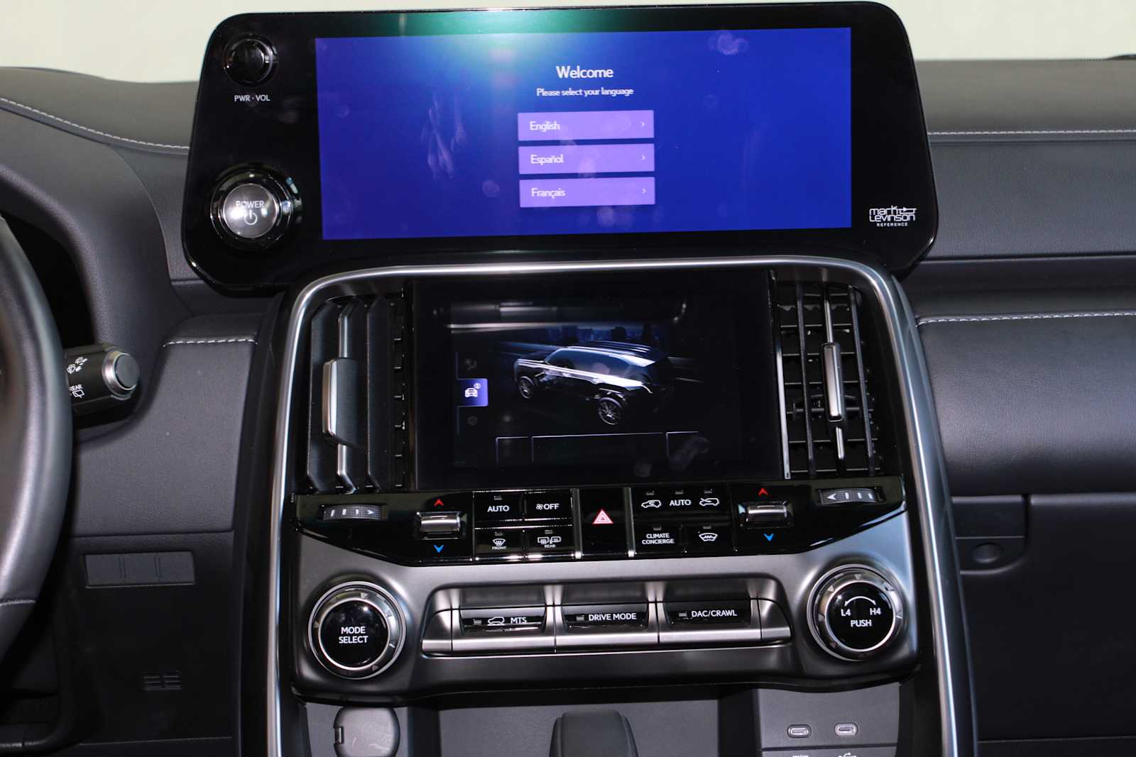 2025 Lexus LX Luxury - Photo 32