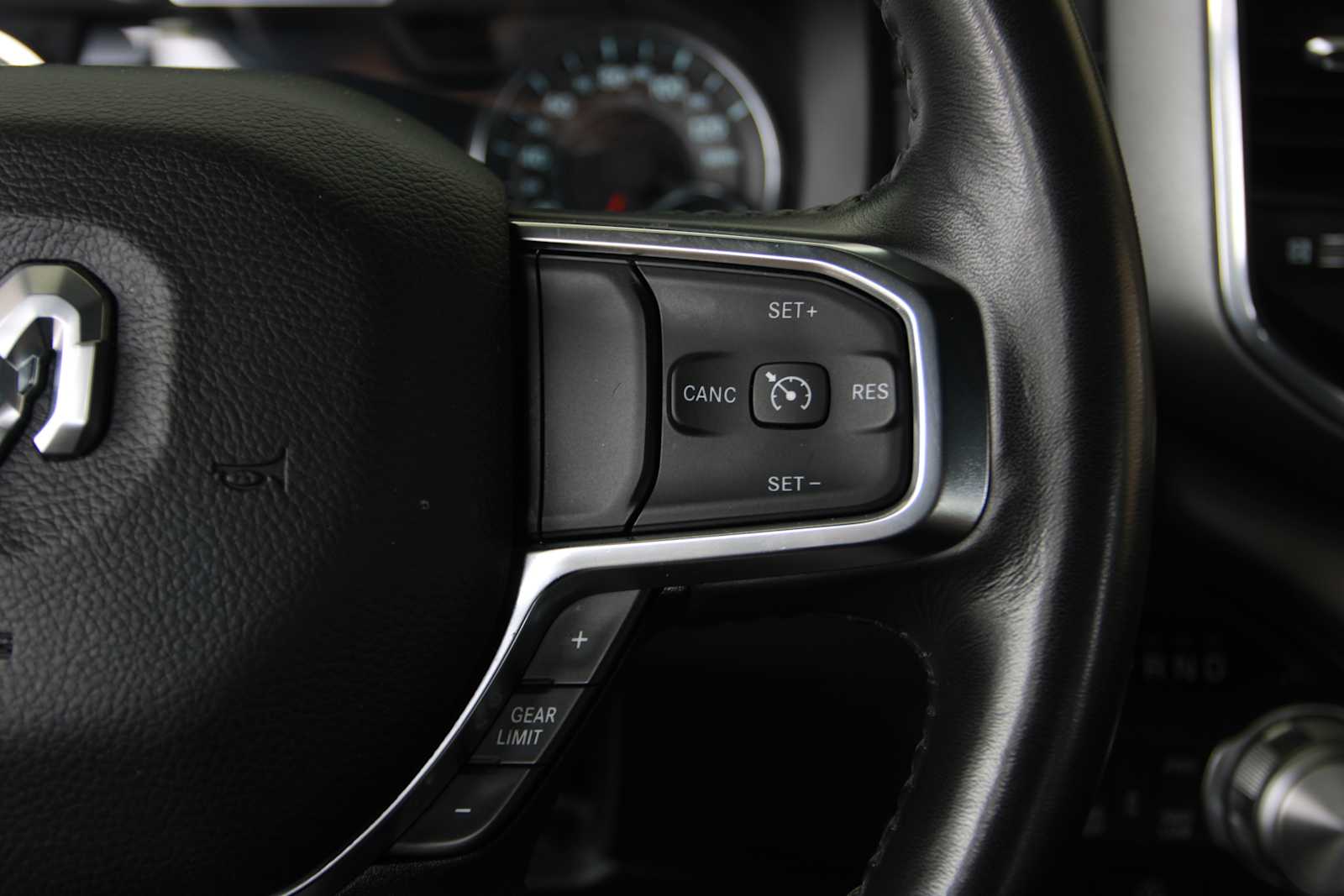 2024 RAM Ram 1500 Pickup Laramie - Photo 19