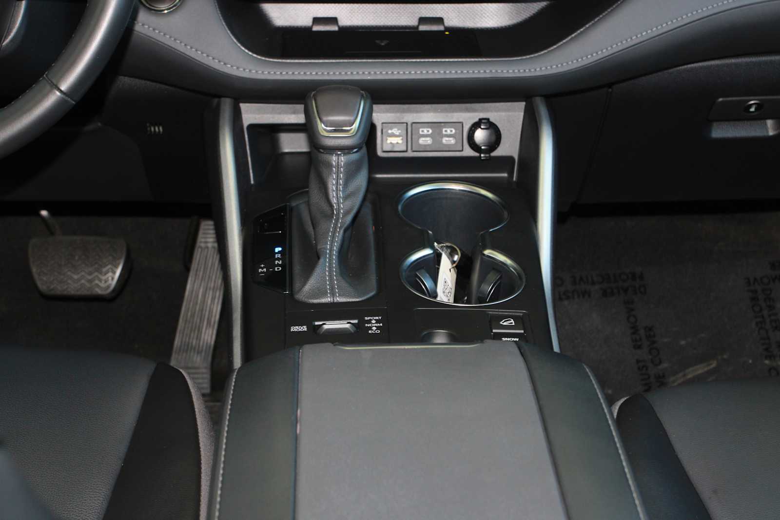 used 2023 Toyota Highlander car, priced at $40,097