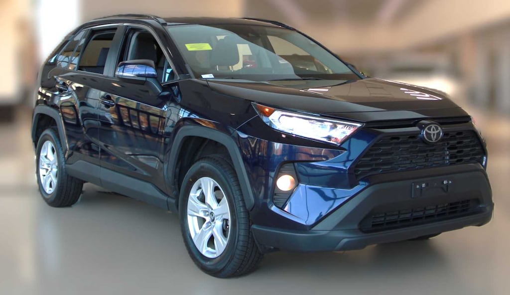 Used 2021 Toyota RAV4 XLE SUV