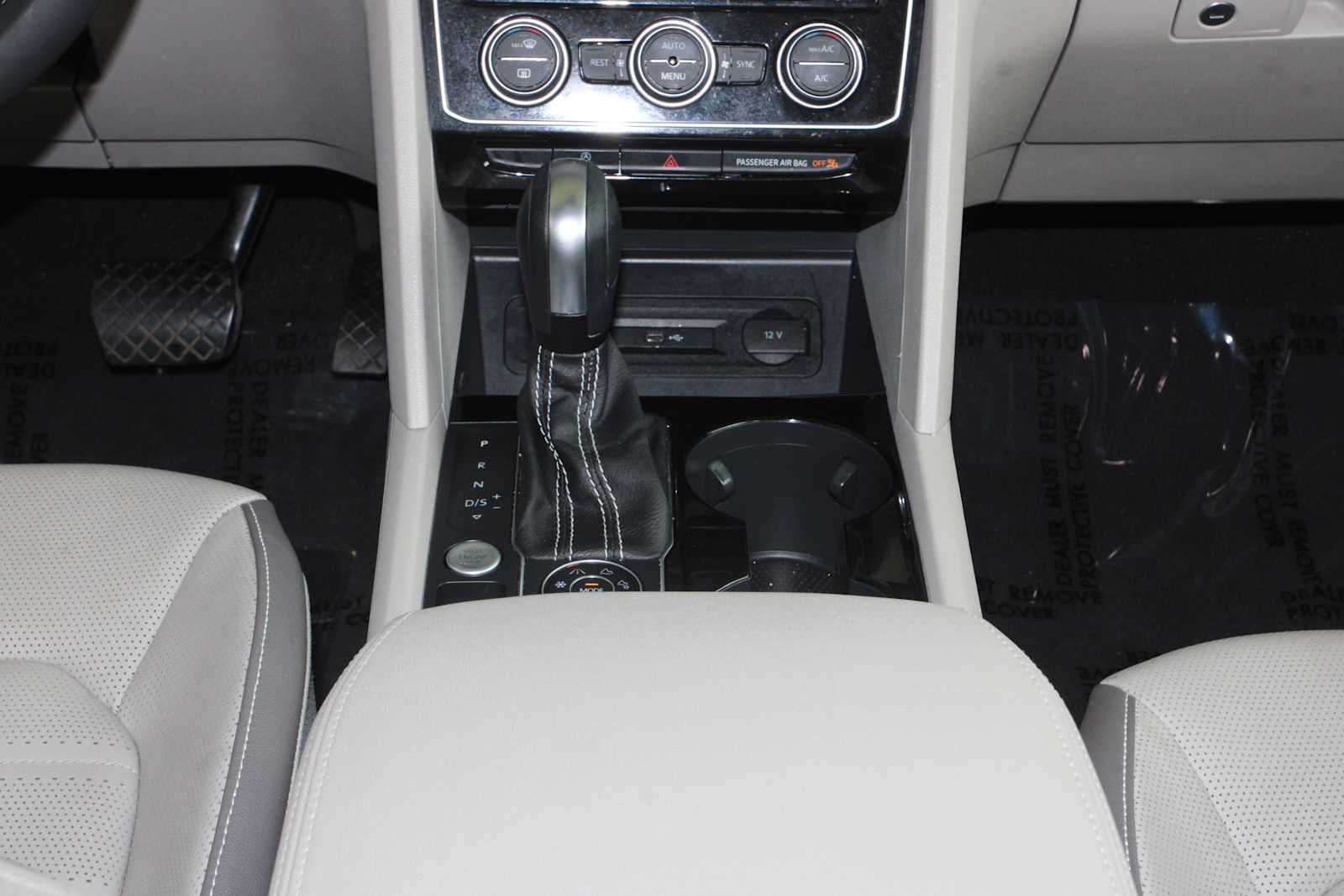 2021 Volkswagen Atlas 33