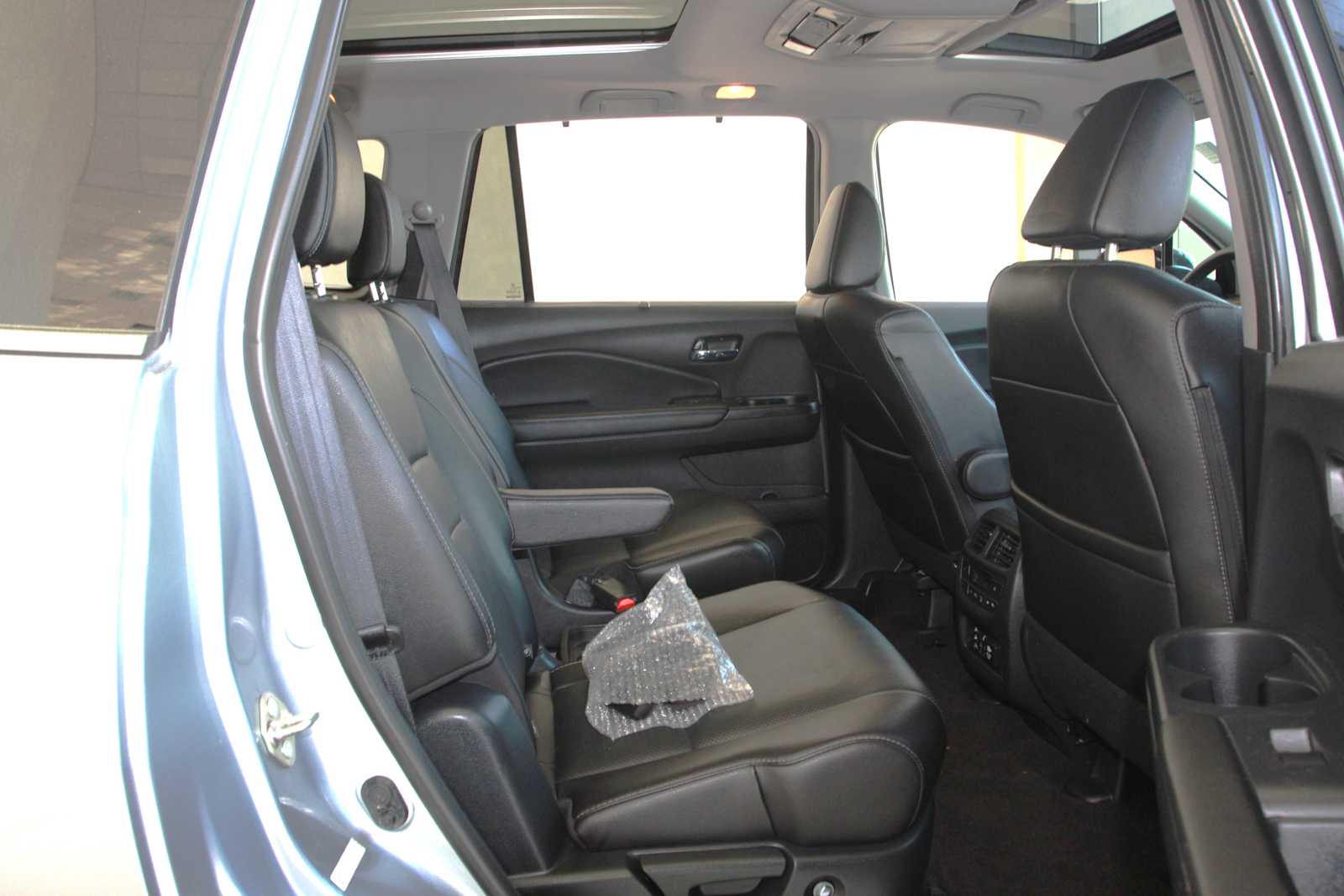 used 2016 Honda Pilot car, priced at $21,497