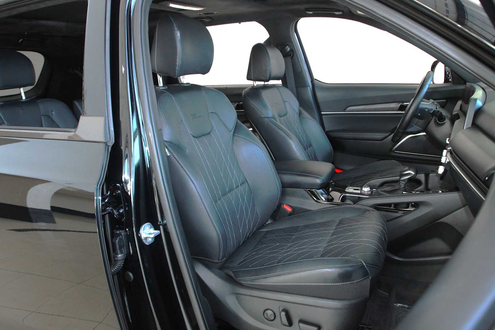 used 2023 Kia Telluride car, priced at $36,297