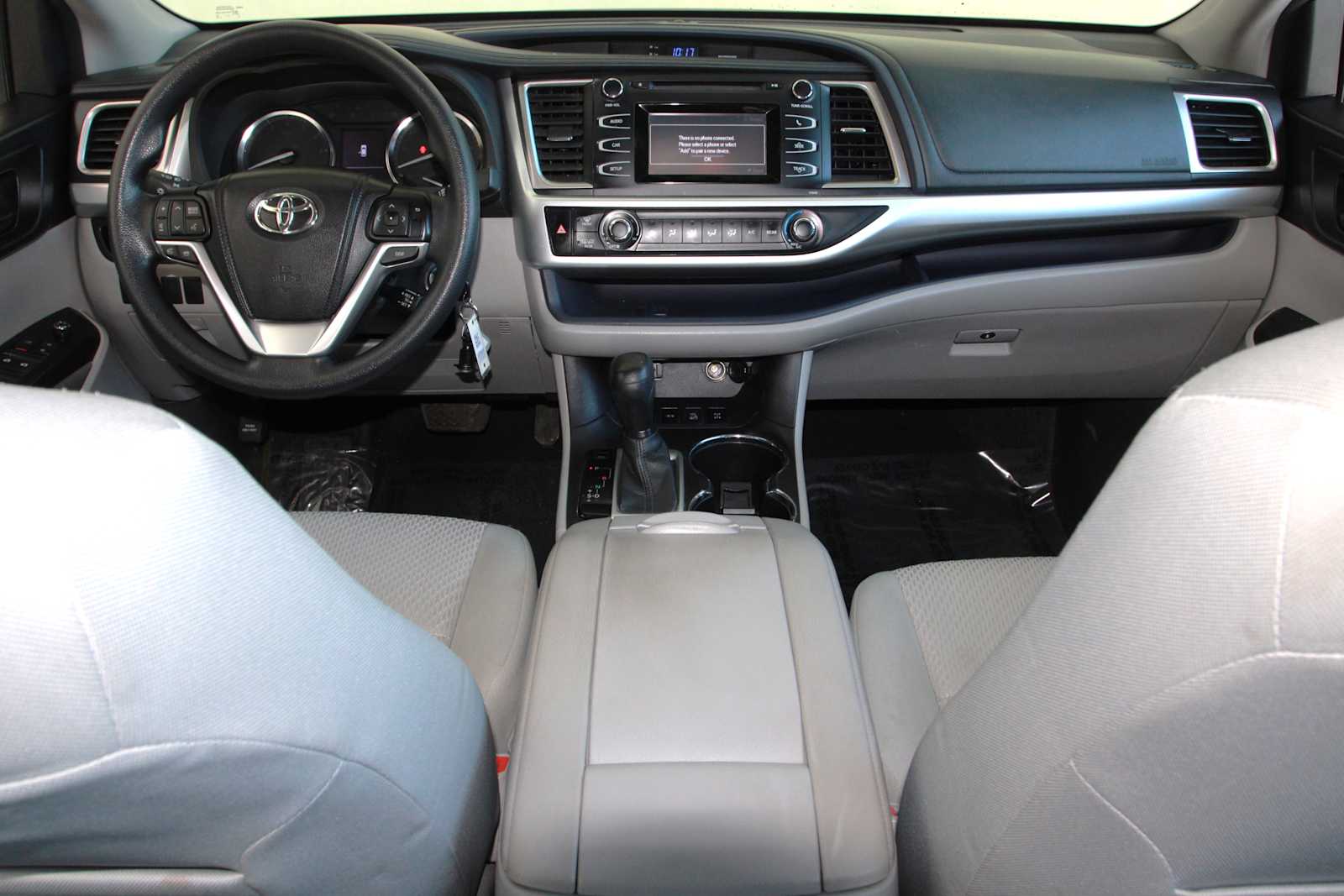 used 2015 Toyota Highlander car, priced at $18,197