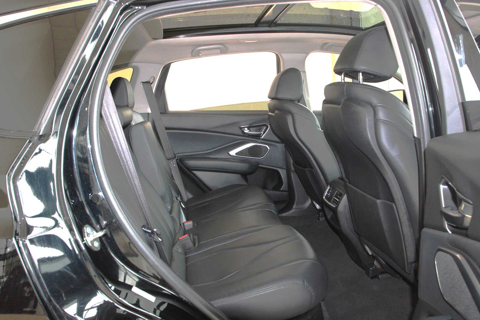 used 2020 Acura RDX car, priced at $25,497