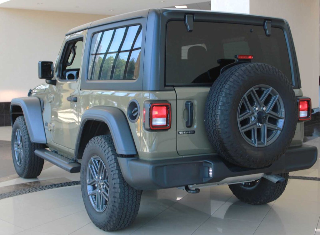 Used 2025 Jeep Wrangler Sport S SUV