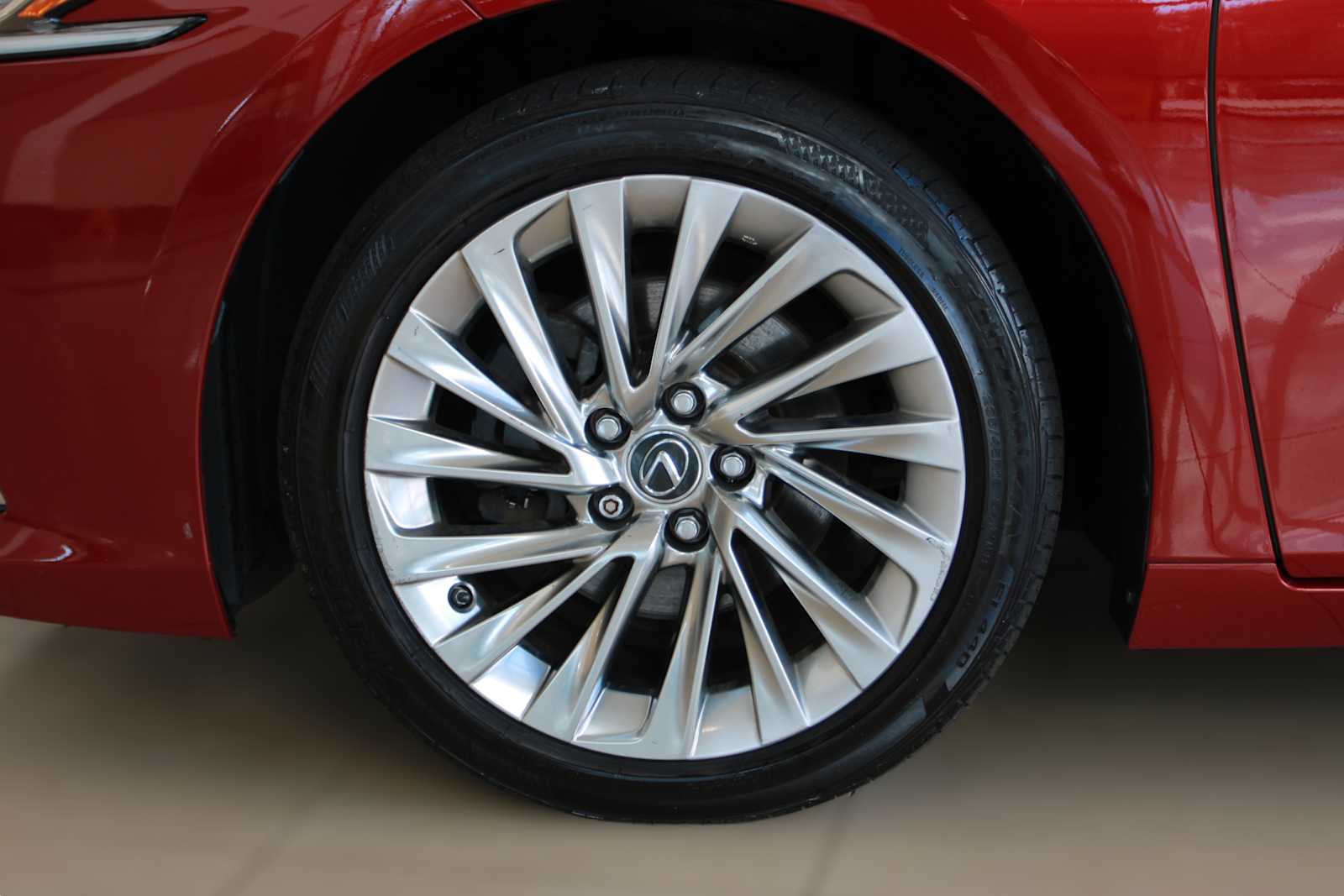 used 2019 Lexus ES 300h car, priced at $23,497