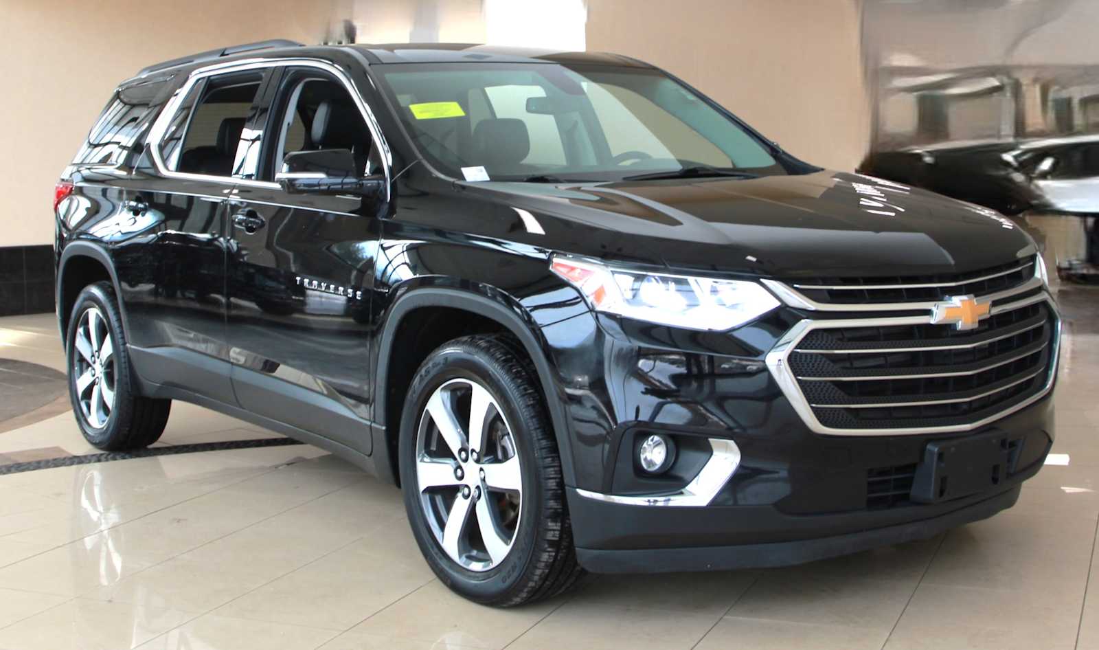 used 2019 Chevrolet Traverse car, priced at $17,497