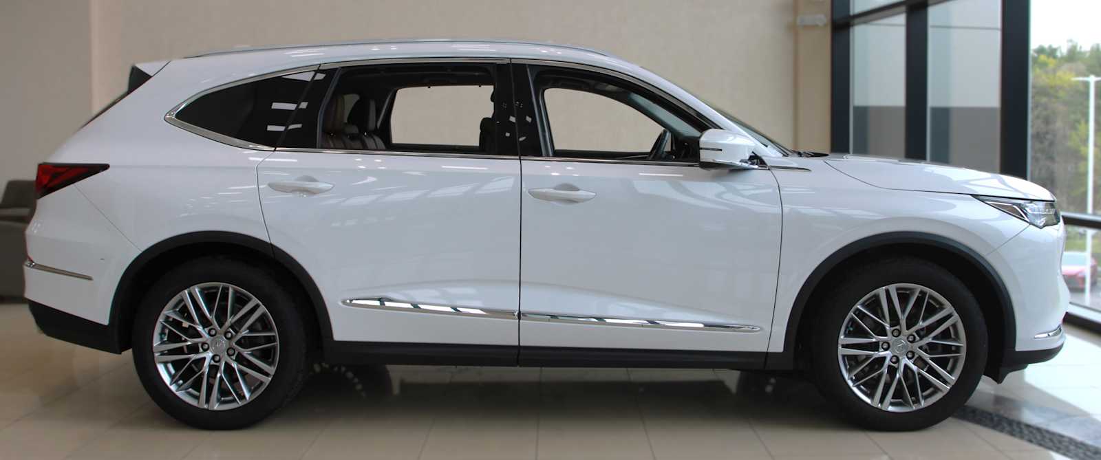 used 2023 Acura MDX car, priced at $39,497