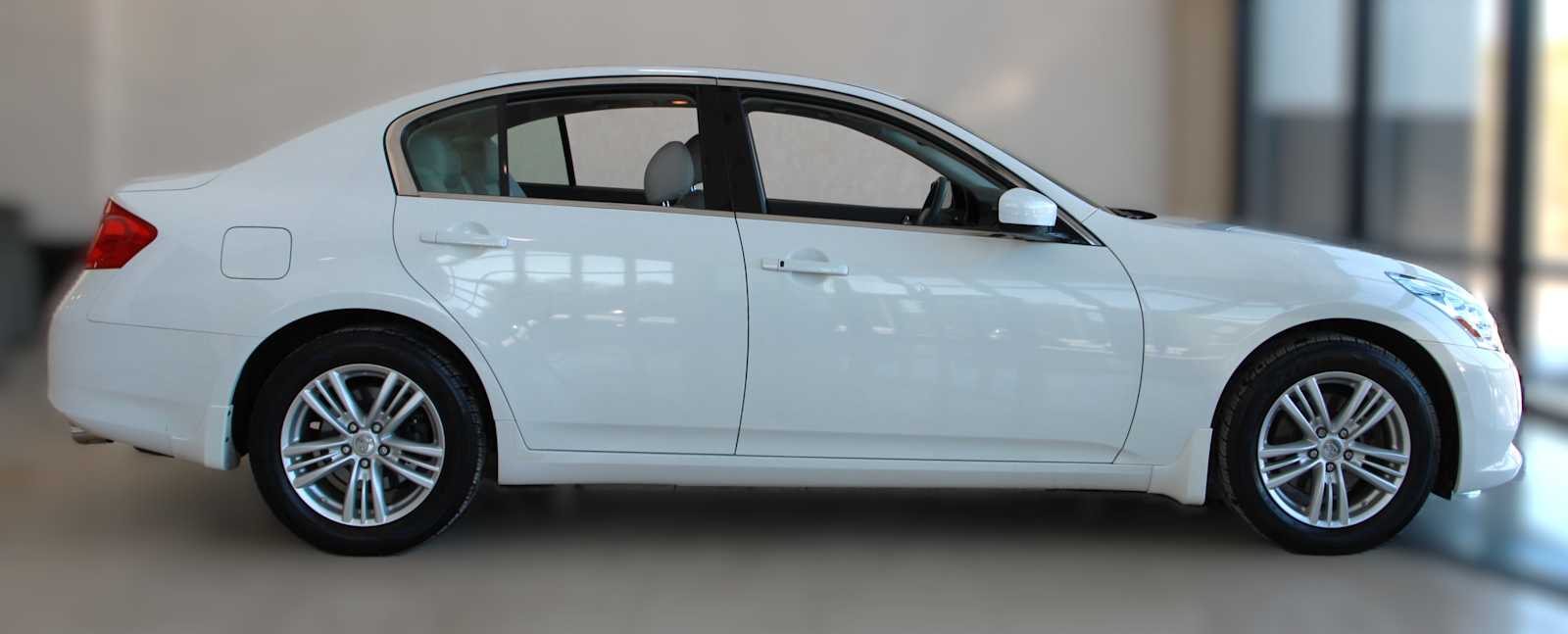 used 2012 INFINITI G37 car, priced at $13,297