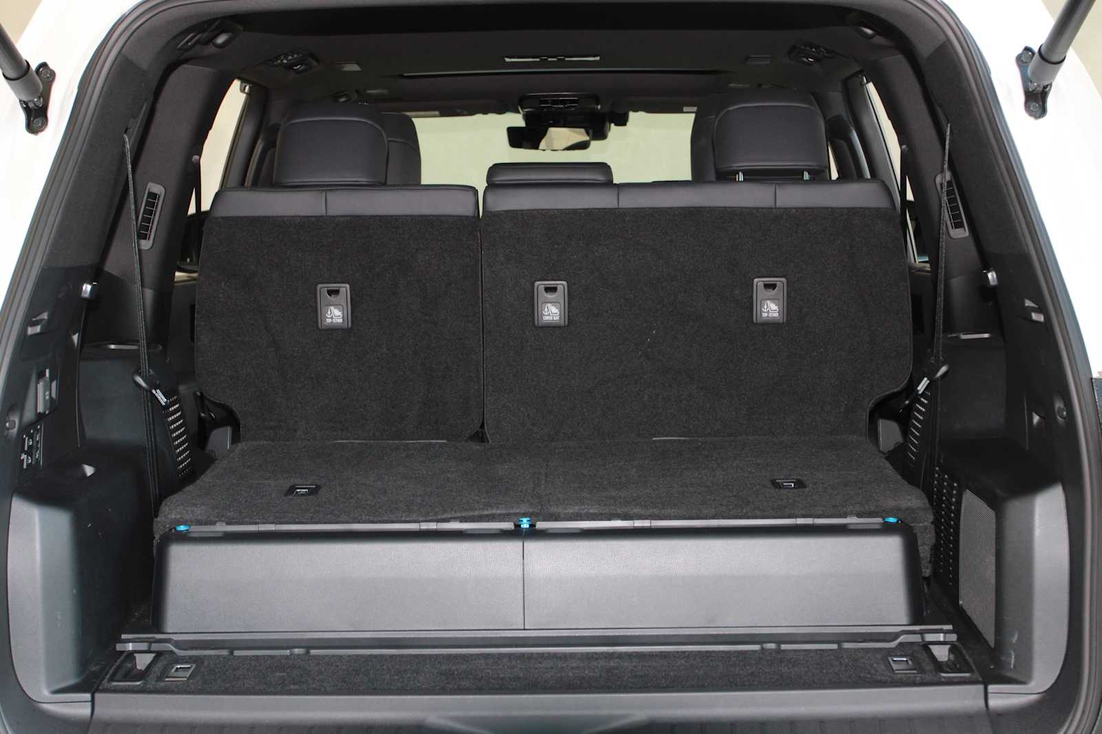 2025 Lexus LX Luxury - Photo 15