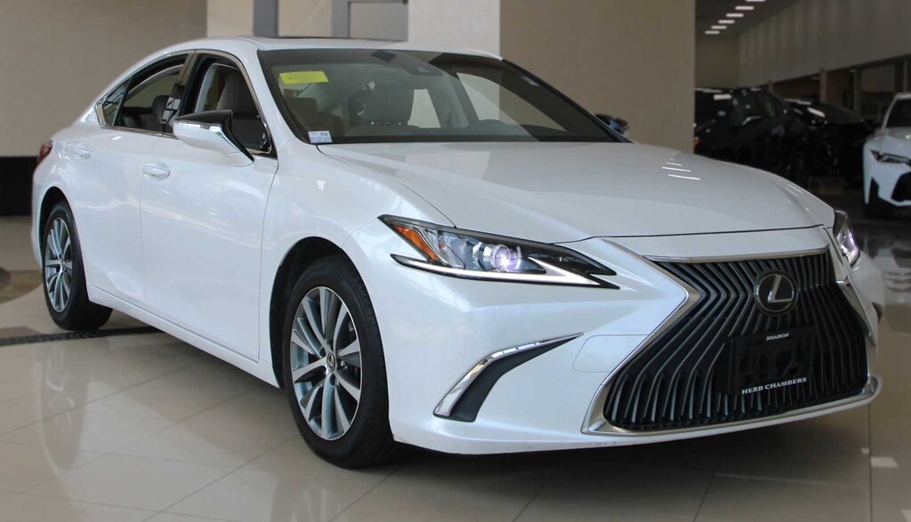 Used 2019 Lexus ES 350 4-Door Sedan
