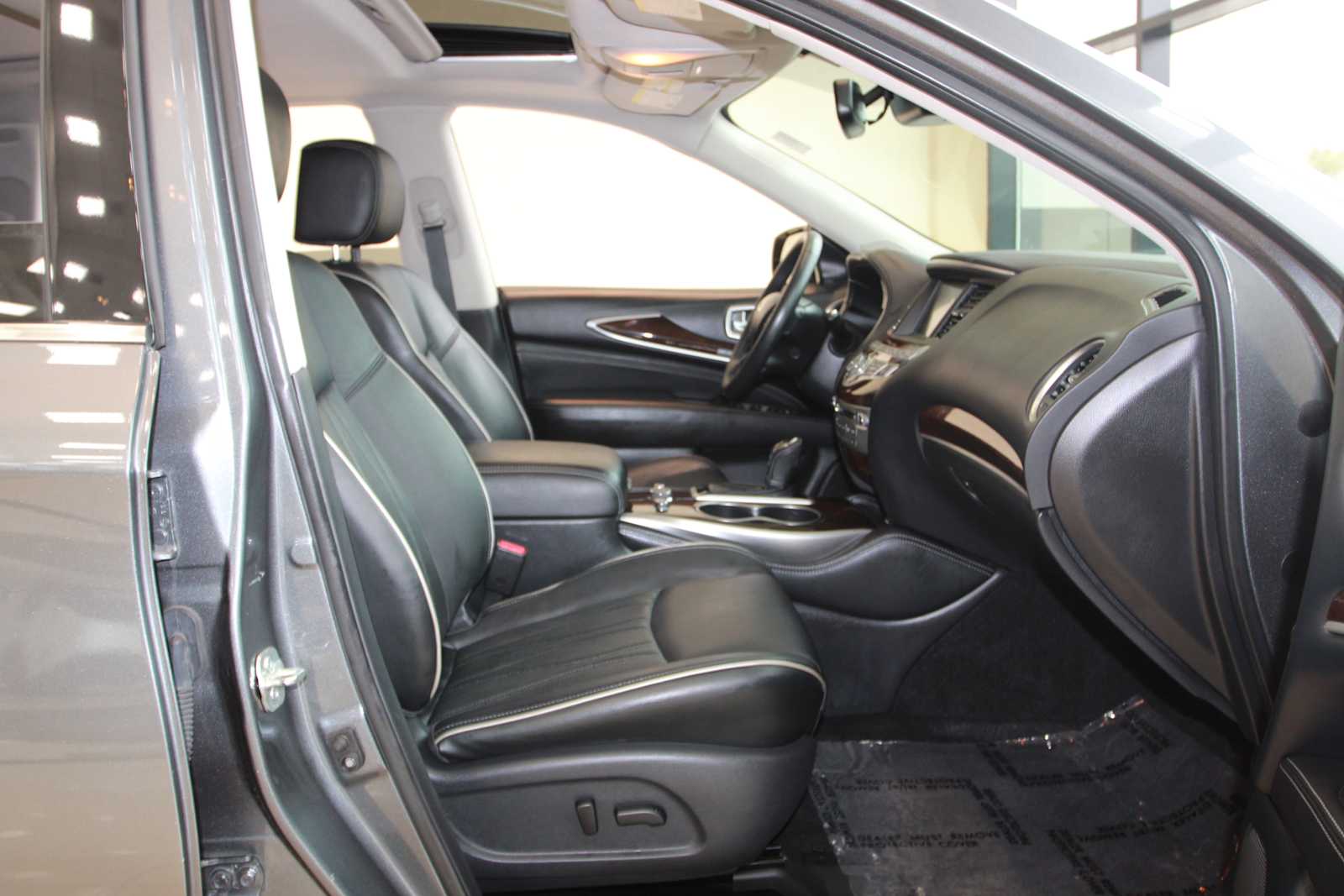 used 2019 INFINITI QX60 car, priced at $17,497