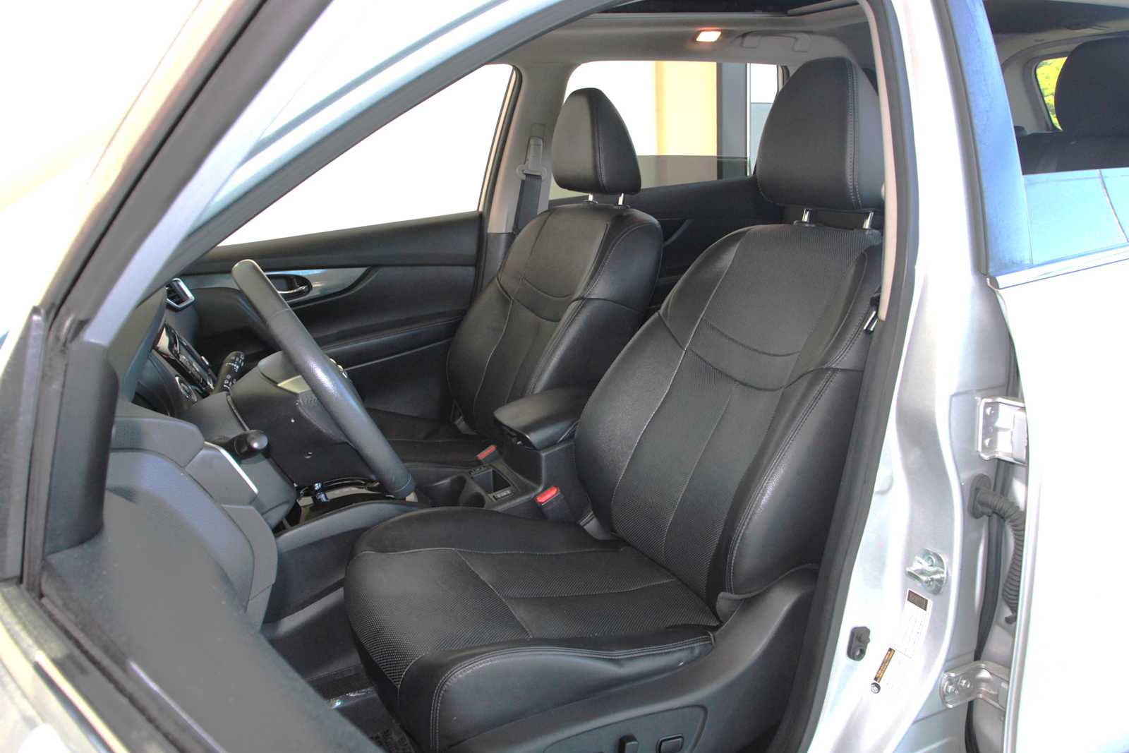 used 2016 Nissan Rogue car, priced at $10,797