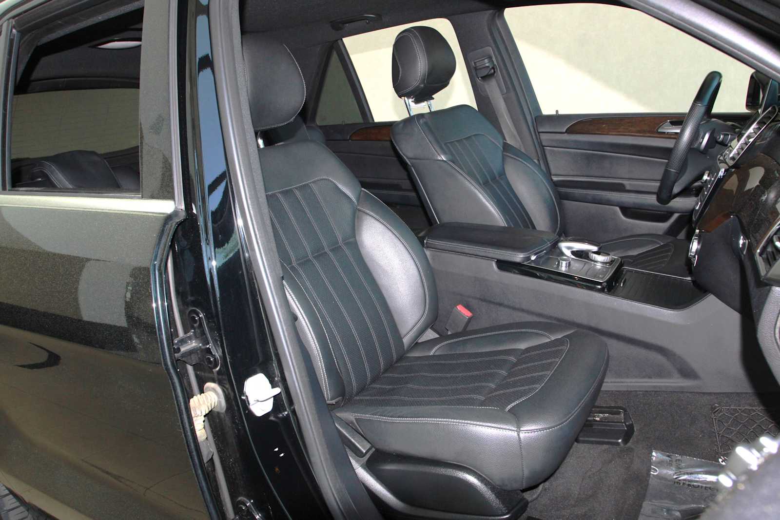 used 2017 Mercedes-Benz GLE 350 car, priced at $18,297
